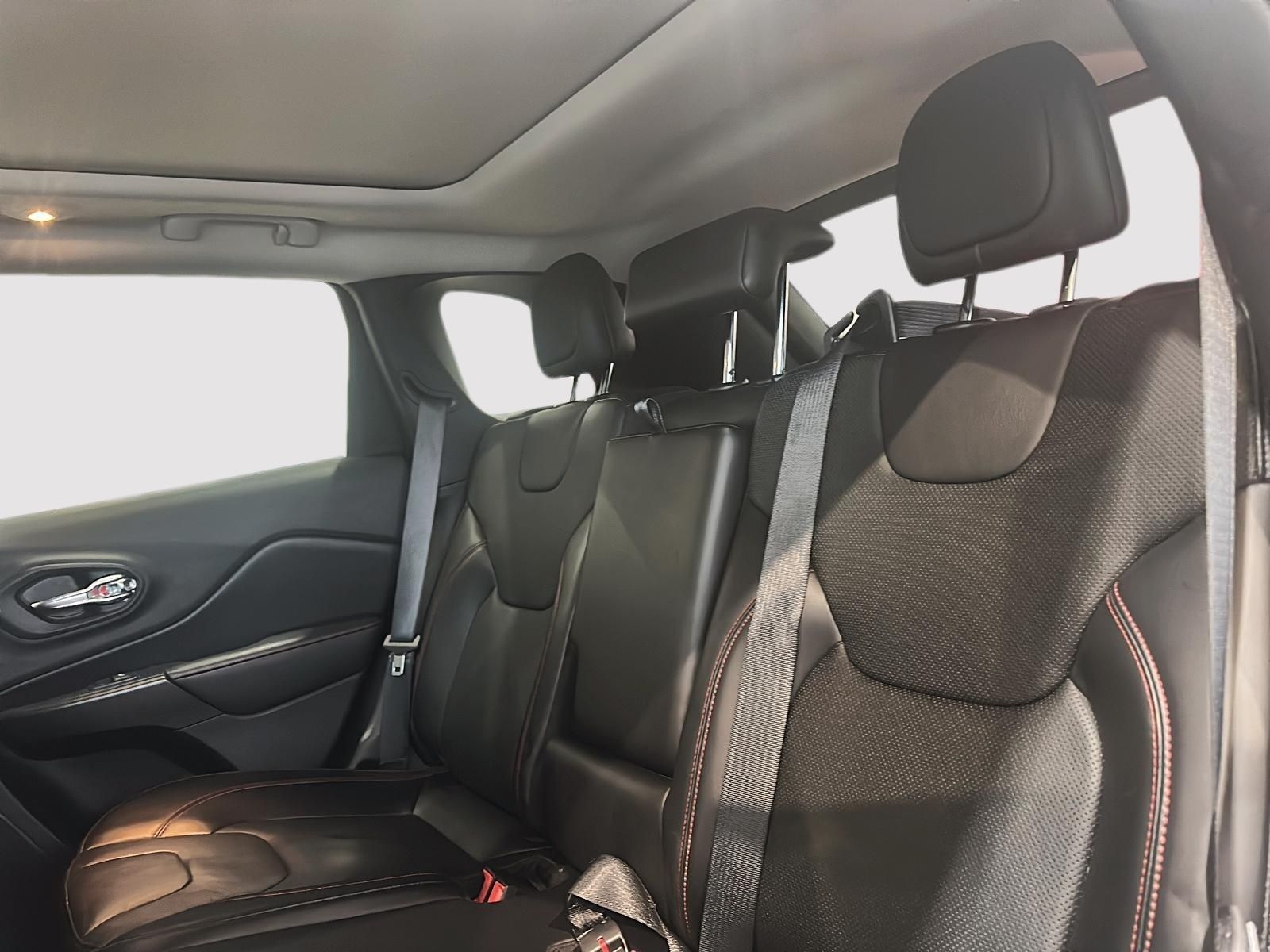 Photo 2020 Jeep Cherokee 4x4 Trailhawk #4