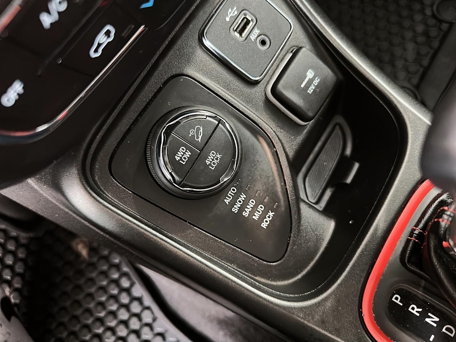 Photo 2018 Jeep Compass 4x4 Trailhawk #8