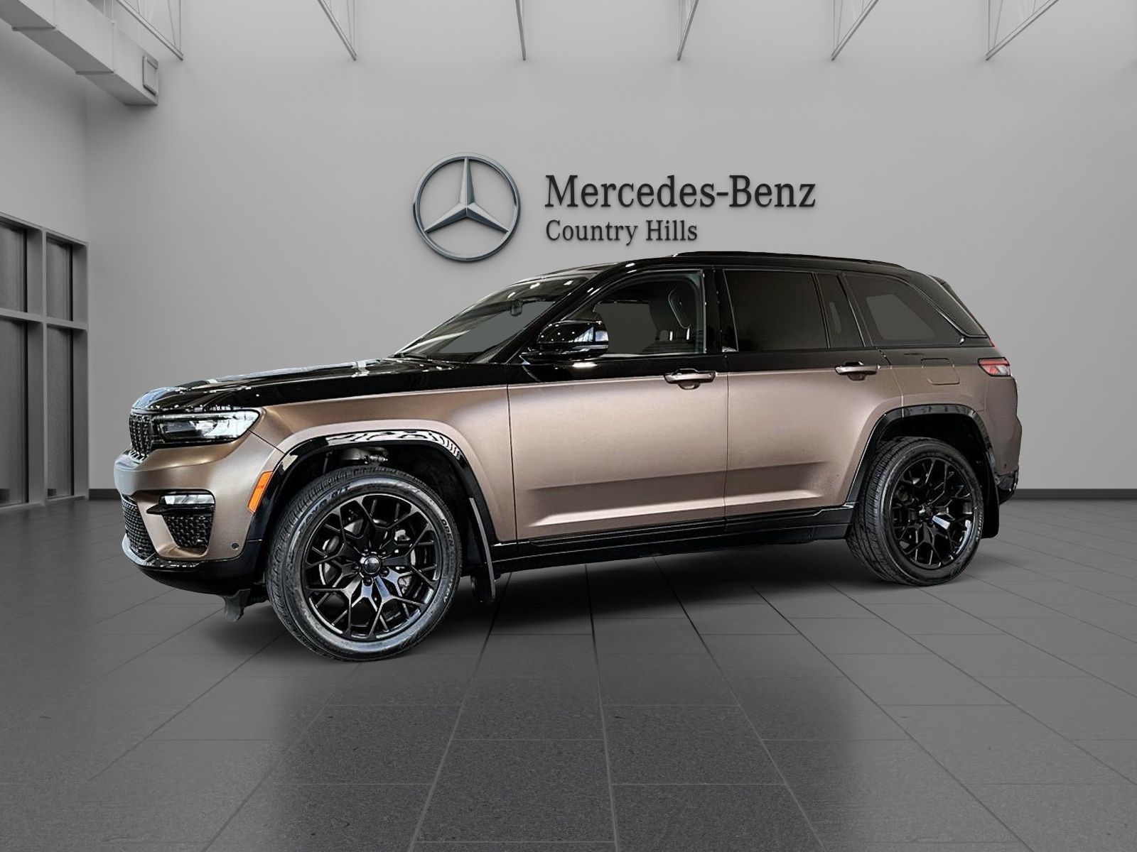 2022 Jeep Grand Cherokee Summit
