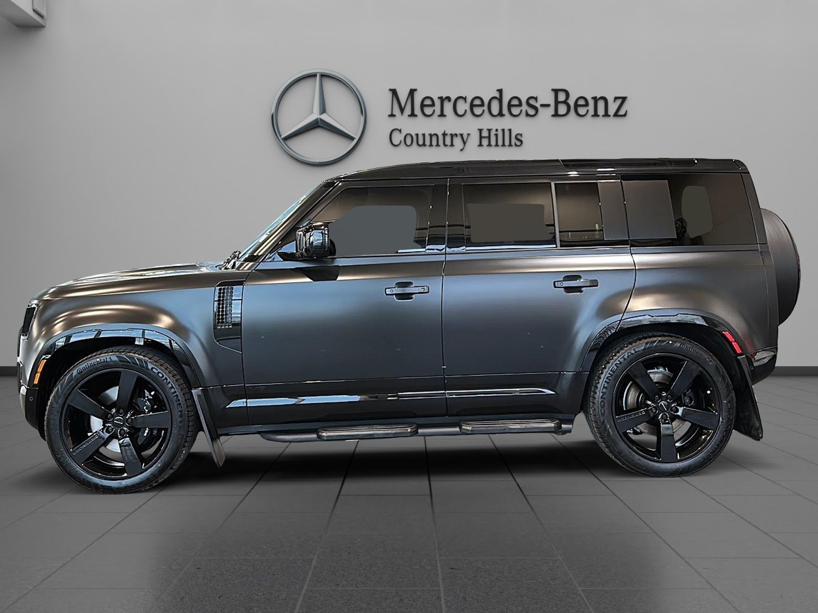 Photo 2026 Land Rover Defender 110 P525 V8 #2