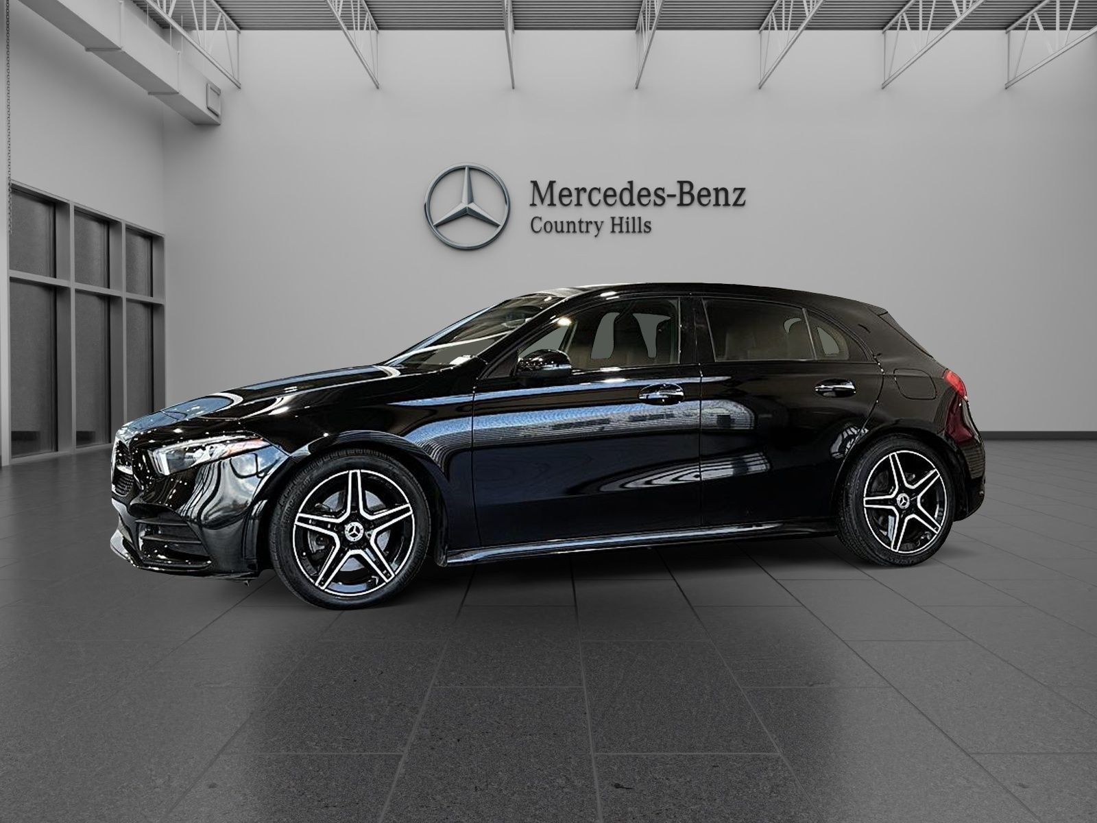Photo 2022 Mercedes-Benz A250 4MATIC Hatch #1