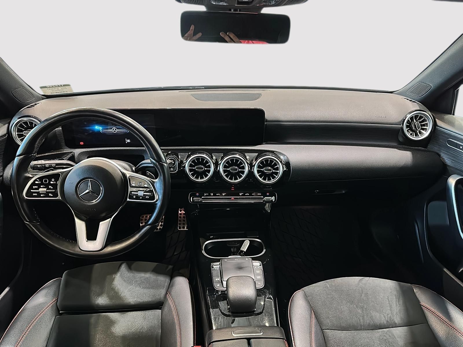 Photo 2022 Mercedes-Benz A250 4MATIC Hatch #5