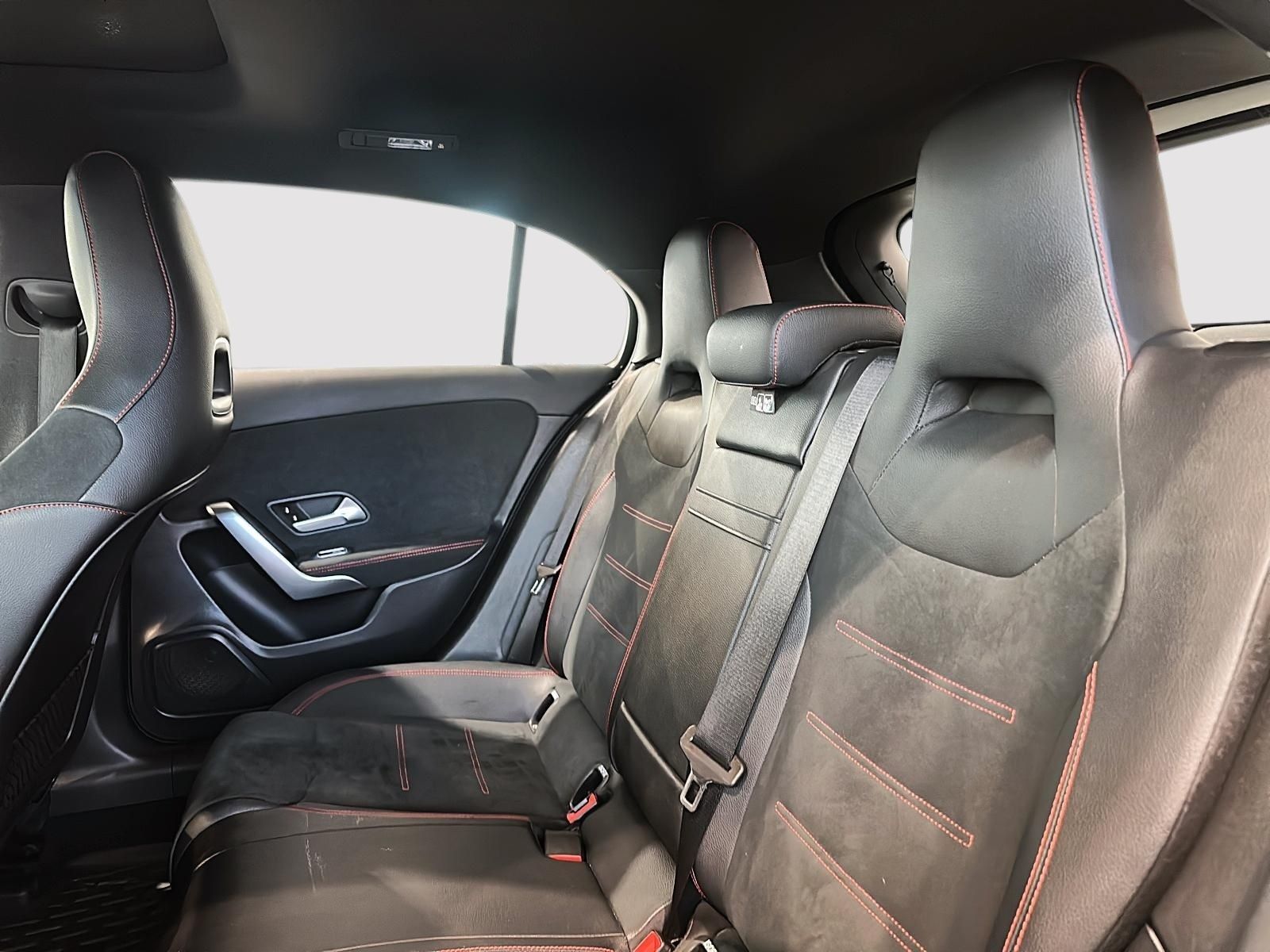 Photo 2022 Mercedes-Benz A250 4MATIC Hatch #4