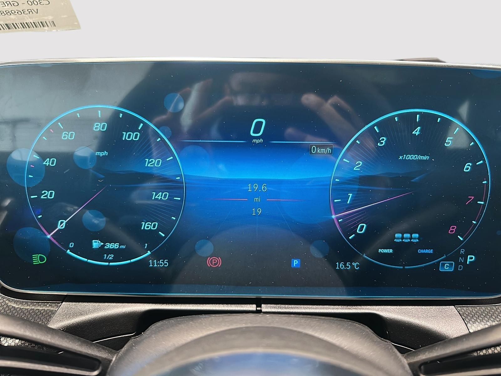 Photo 2027 Mercedes-Benz C-Class 300 4M Sedan #6