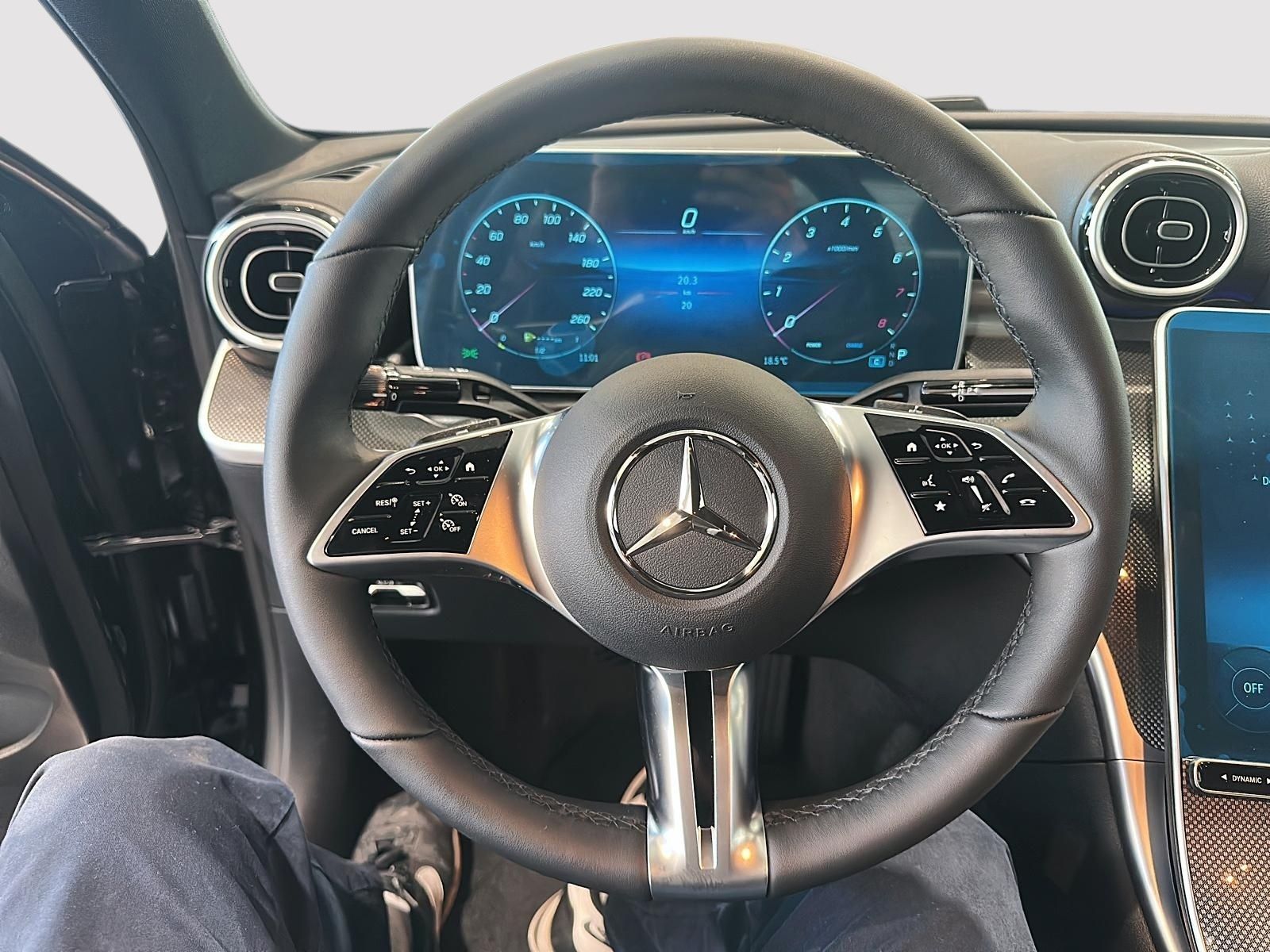 Photo 2027 Mercedes-Benz C-Class 300 4M Sedan #8