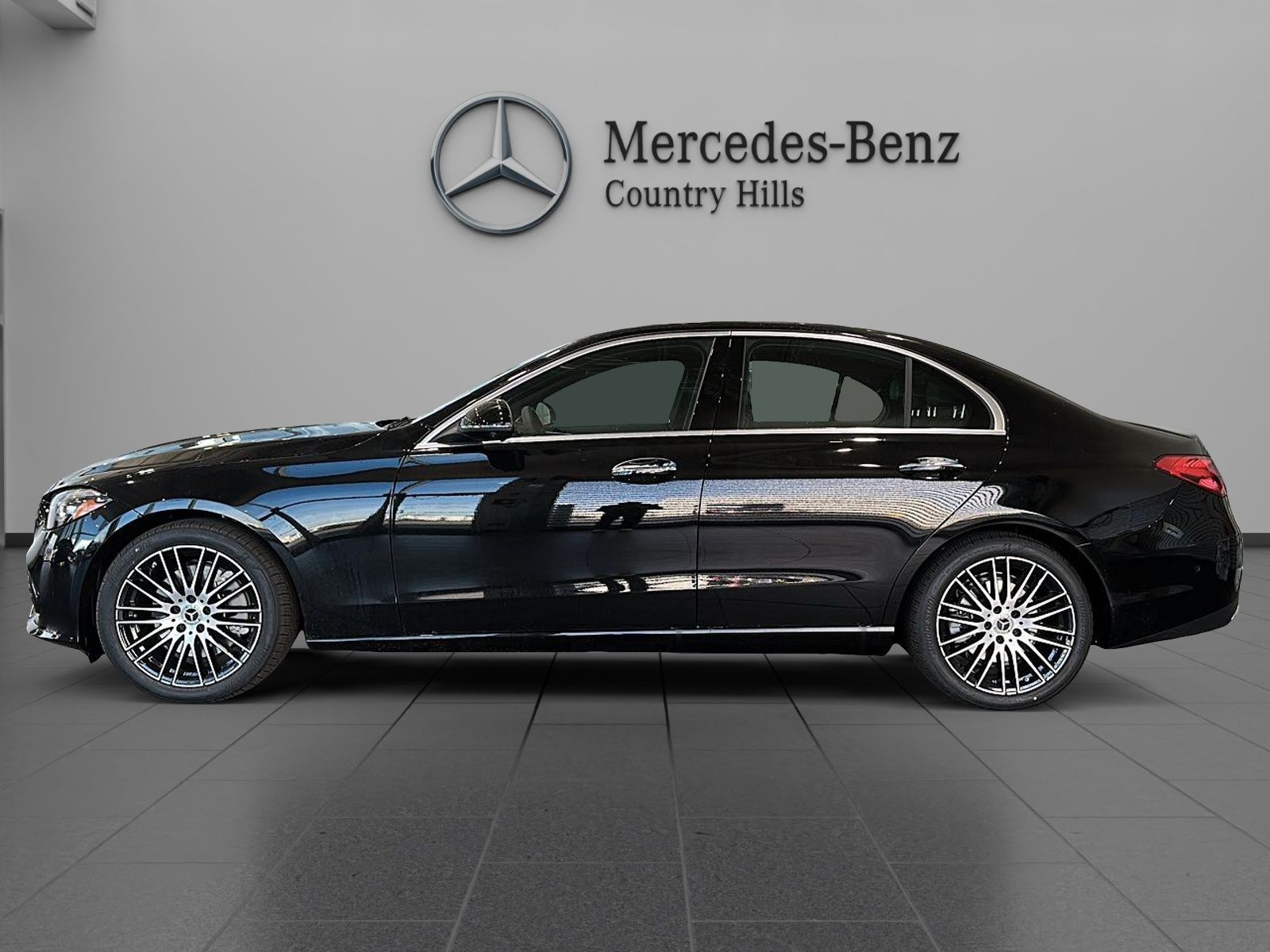 Photo 2027 Mercedes-Benz C-Class 300 4M Sedan #2