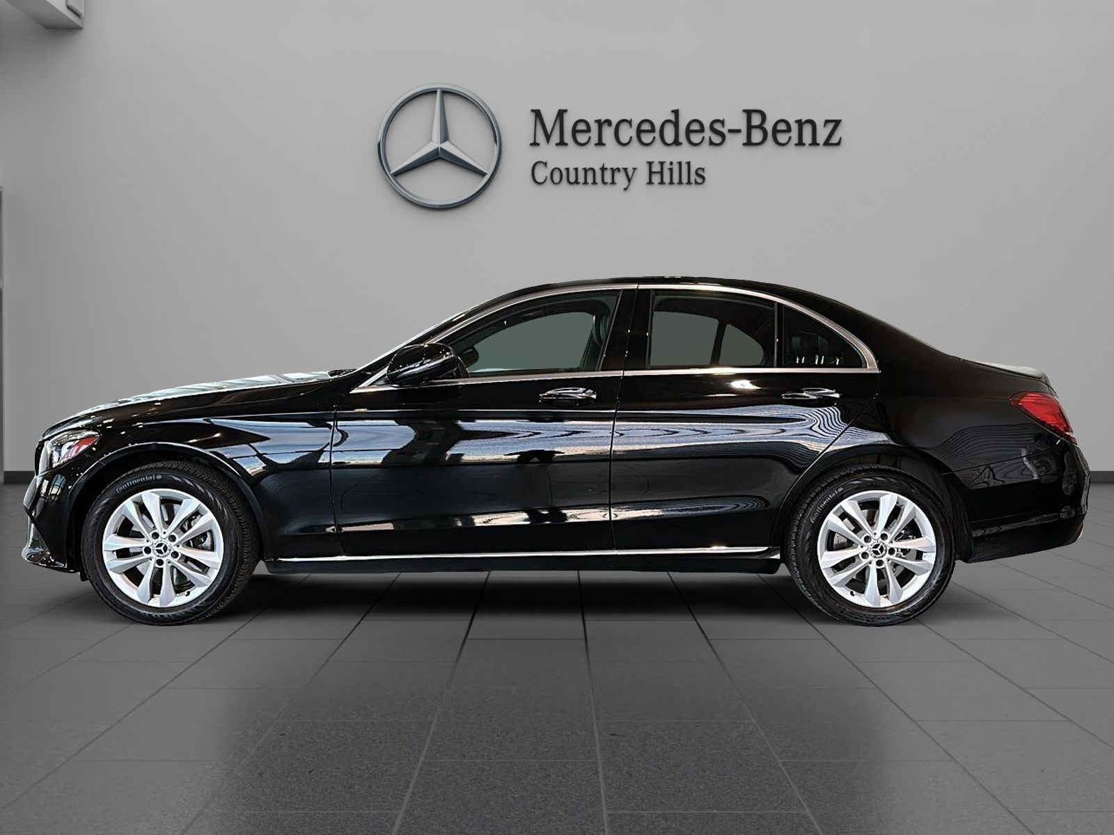 Photo 2019 Mercedes-Benz C300 4MATIC Sedan #2