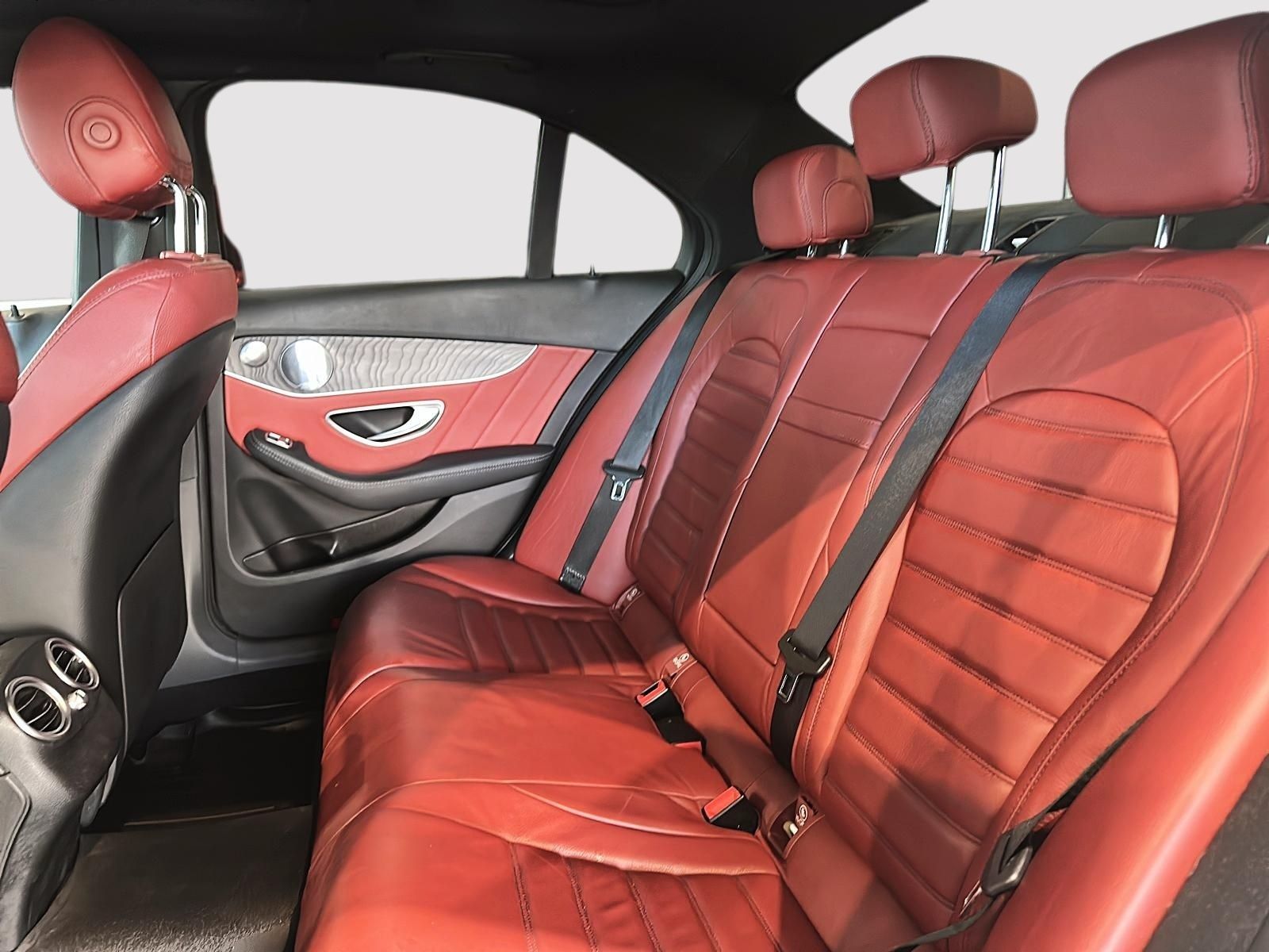 Photo 2020 Mercedes-Benz C300 4MATIC Sedan #4