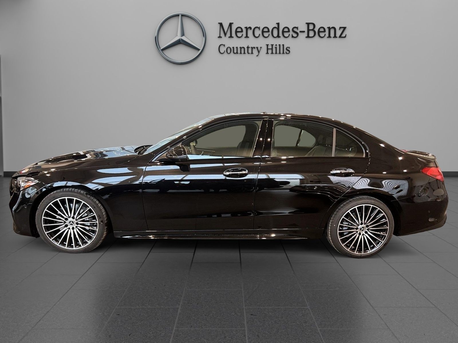 Photo 2025 Mercedes-Benz C300 4MATIC Sedan #2