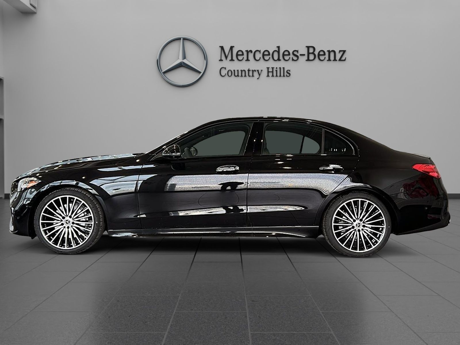 Photo 2025 Mercedes-Benz C300 4MATIC Sedan #2
