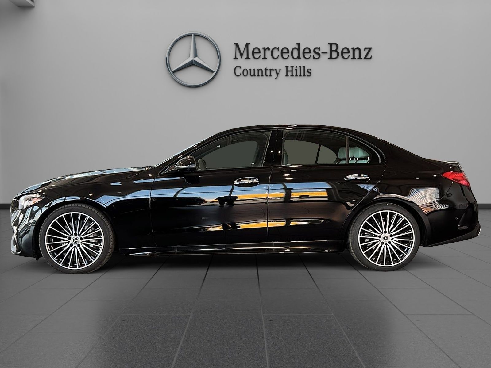 Photo 2025 Mercedes-Benz C300 4MATIC Sedan #2