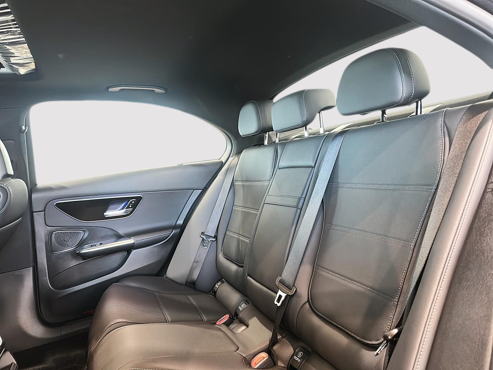 Photo 2027 Mercedes-Benz C-Class 300 4M Sedan #4