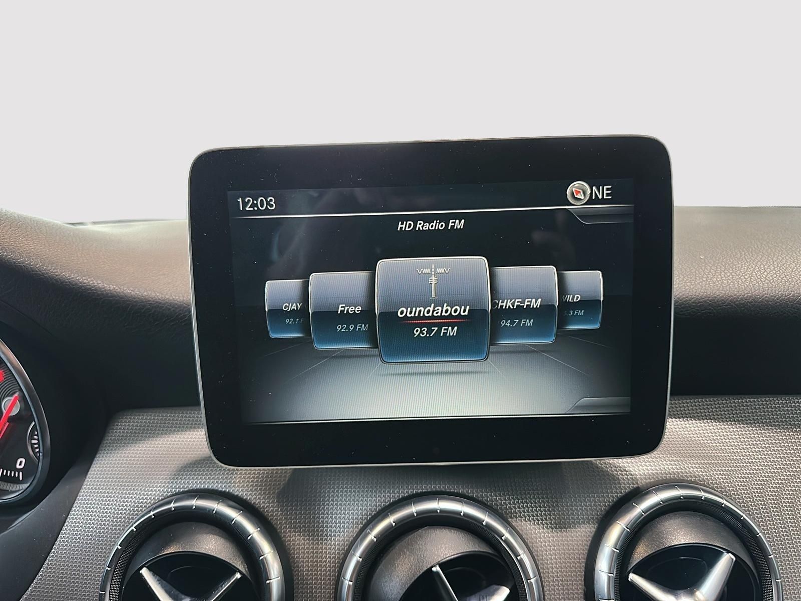 Photo 2018 Mercedes-Benz CLA250 4MATIC #7