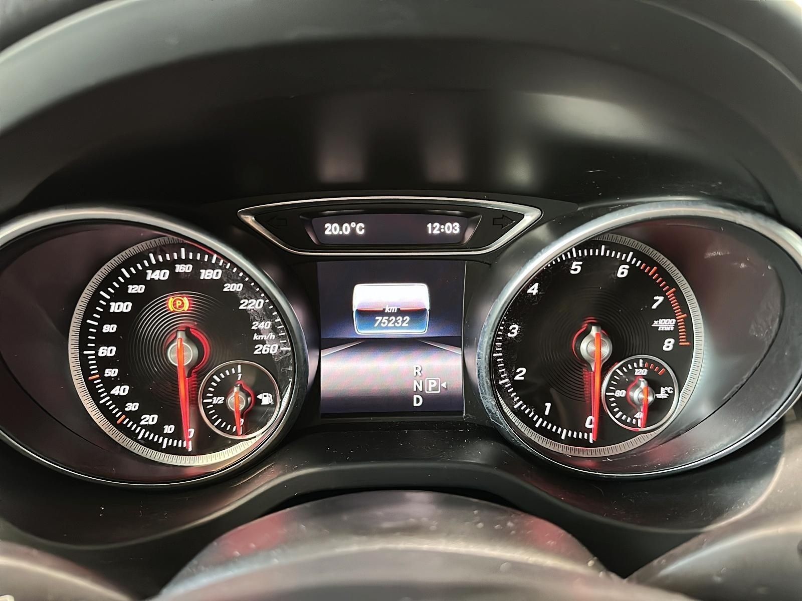 Photo 2018 Mercedes-Benz CLA250 4MATIC #6