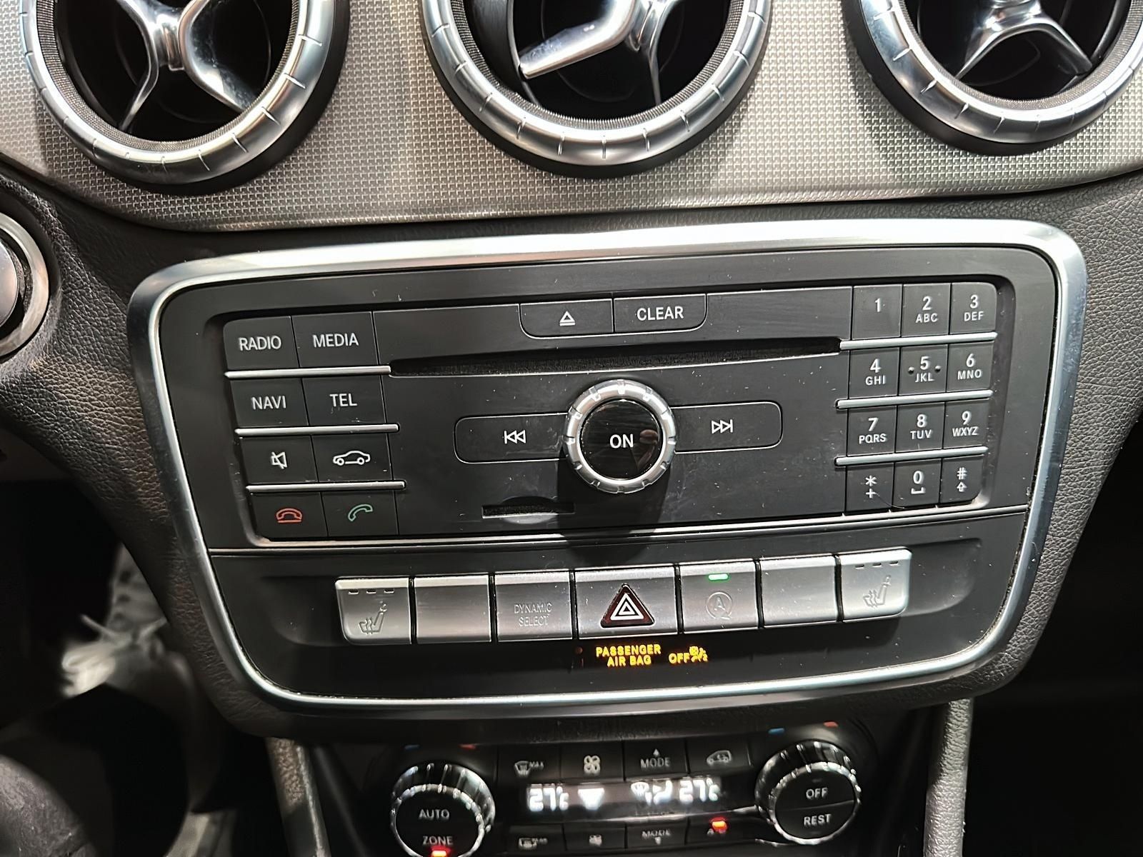 Photo 2018 Mercedes-Benz CLA250 4MATIC #8