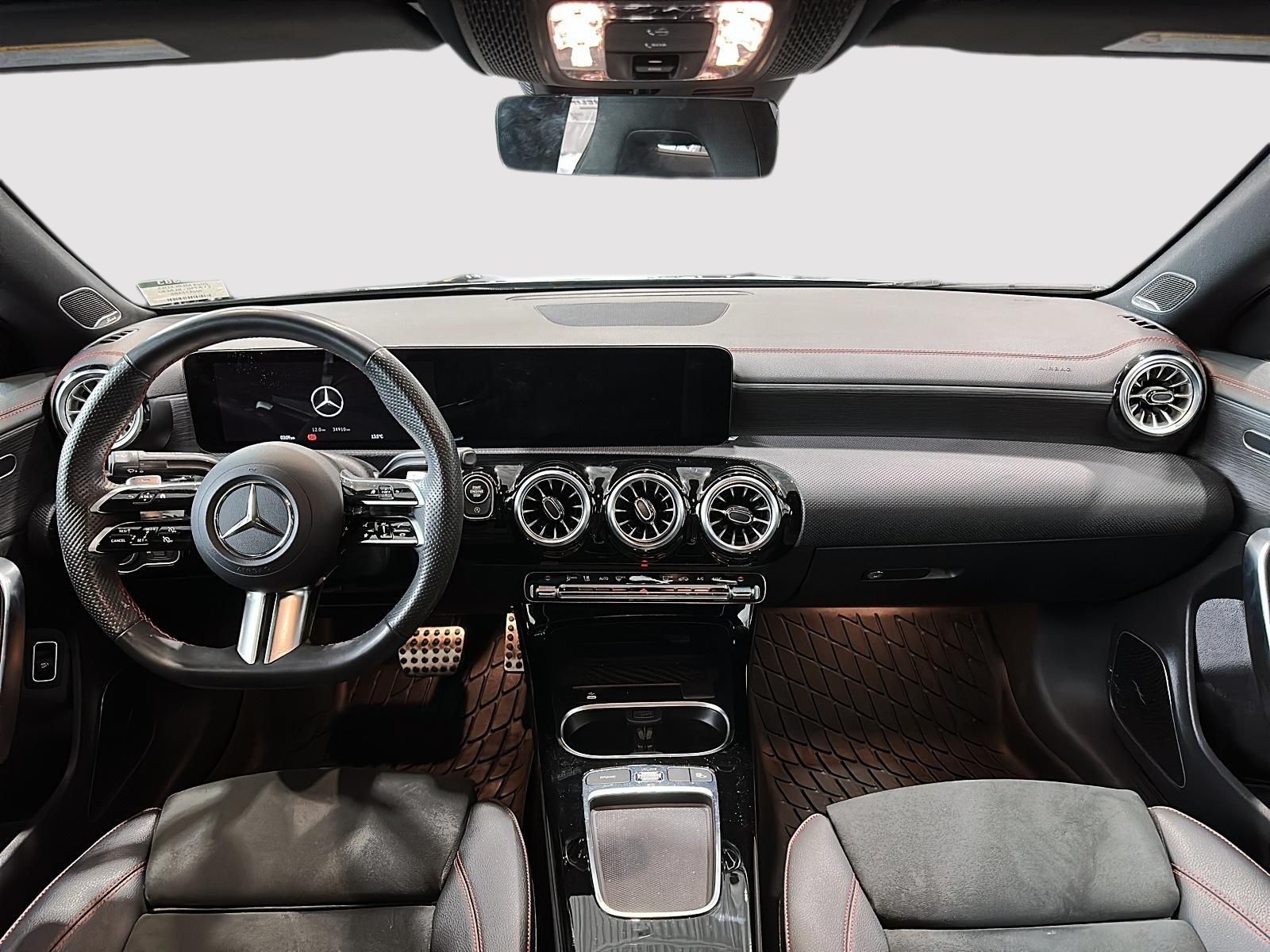 Photo 2024 Mercedes-Benz CLA250 4MATIC Coupe #5
