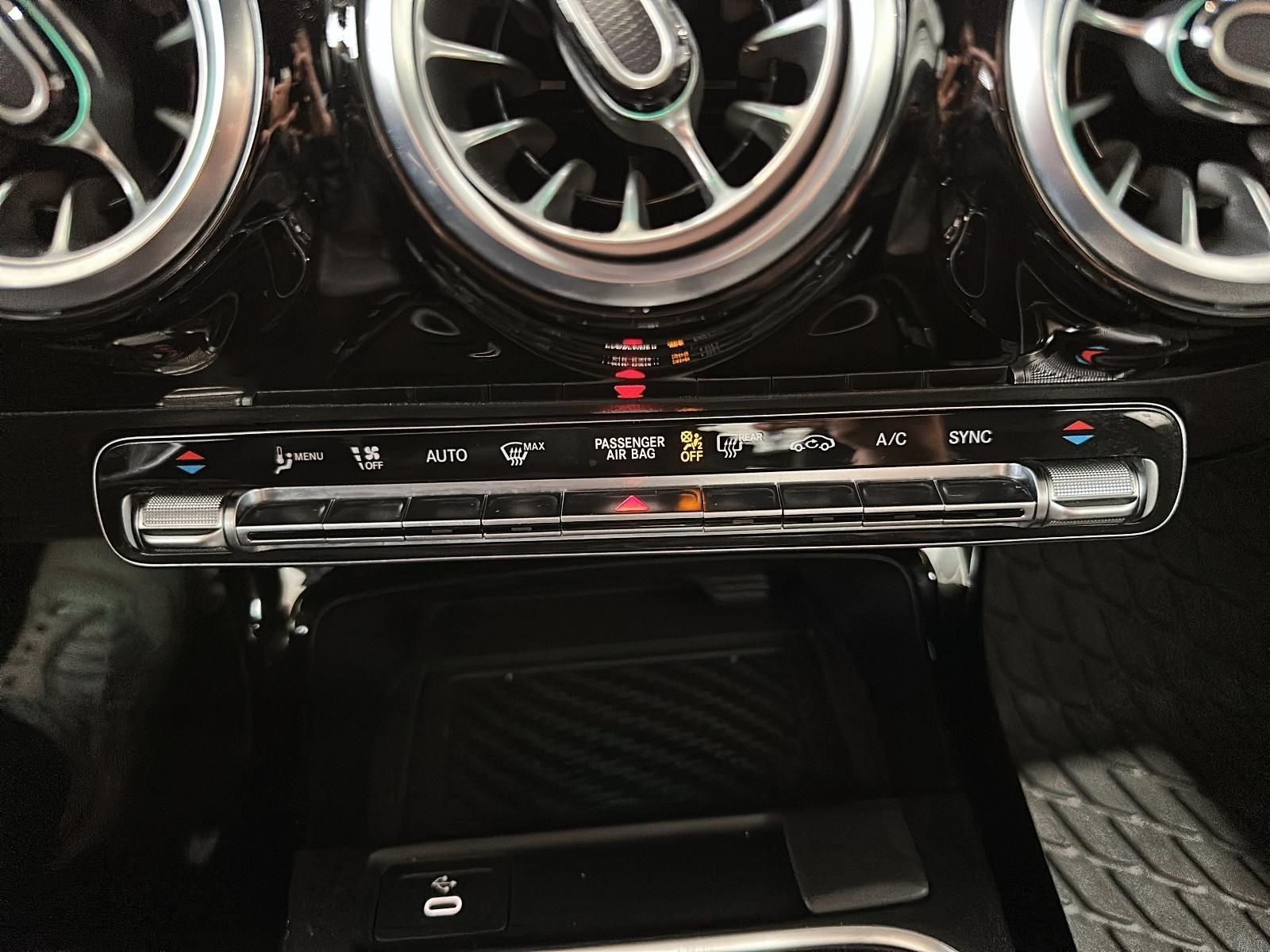 Photo 2024 Mercedes-Benz CLA250 4MATIC Coupe #8