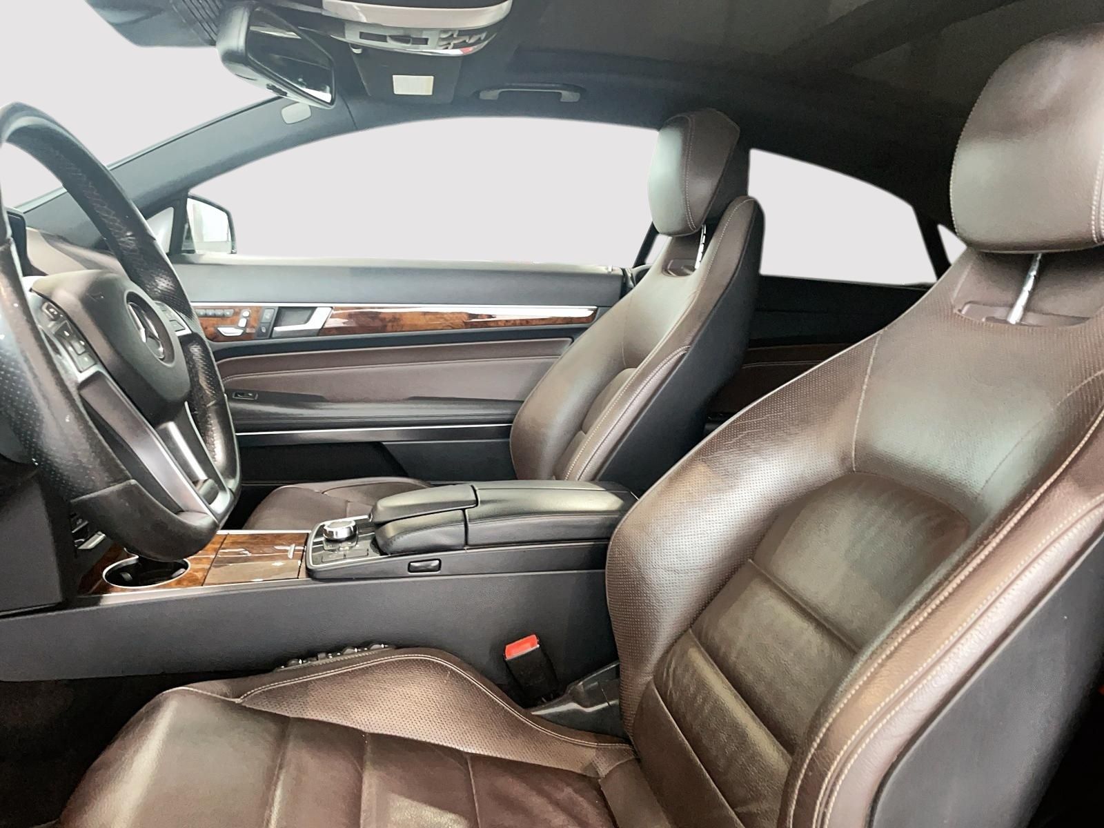 Photo 2016 Mercedes-Benz E400 4MATIC Coupe #4