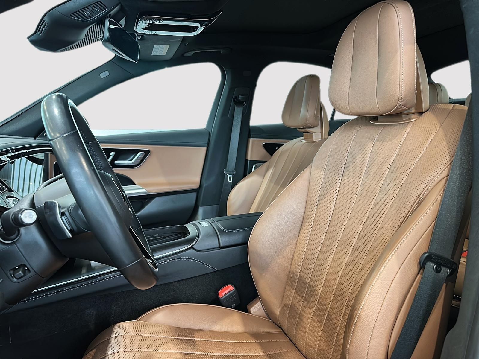 Photo 2025 Mercedes-Benz E450 4MATIC Sedan #3