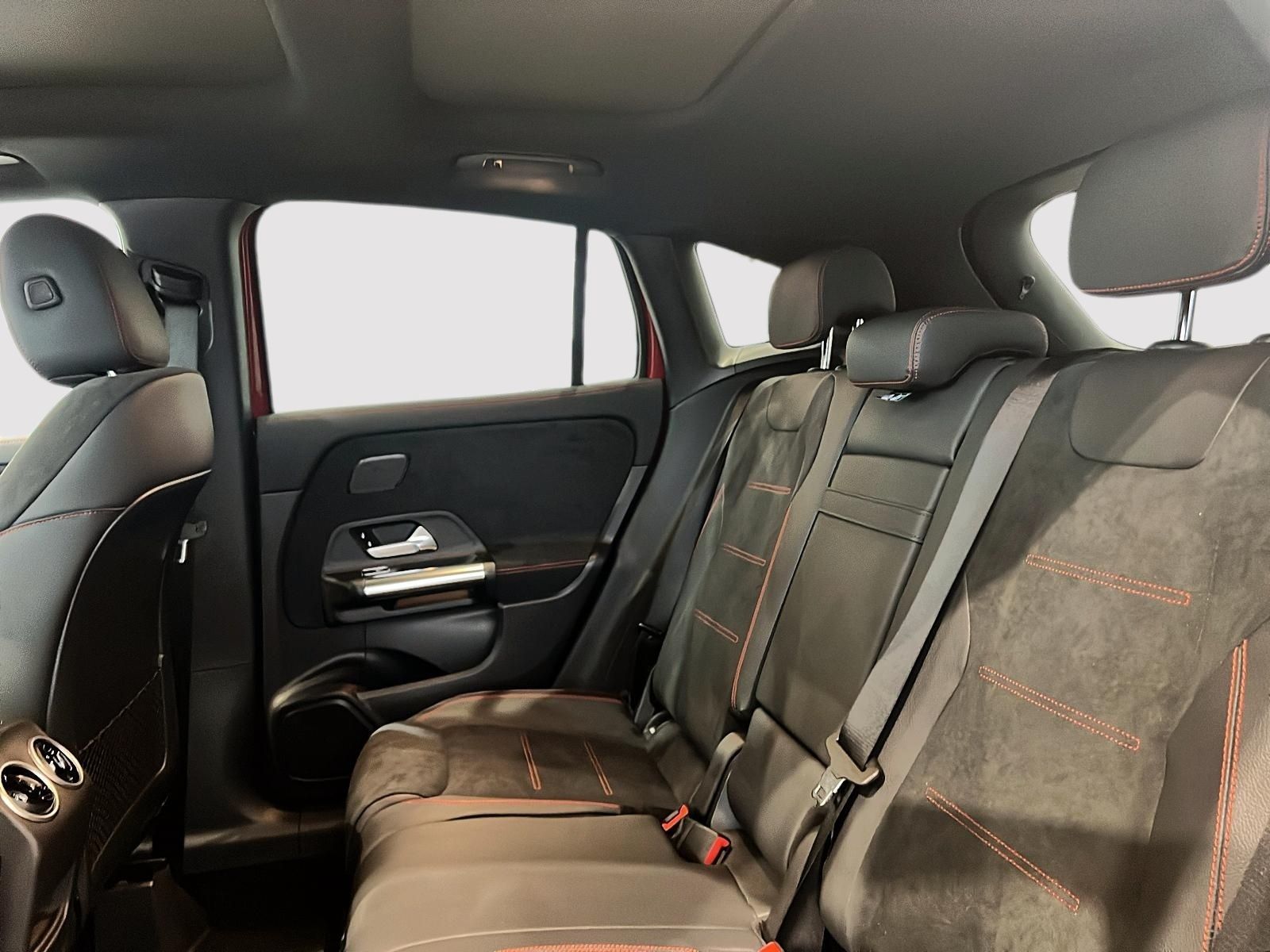 Photo 2026 Mercedes-Benz GLA 250 4MATIC SUV #4