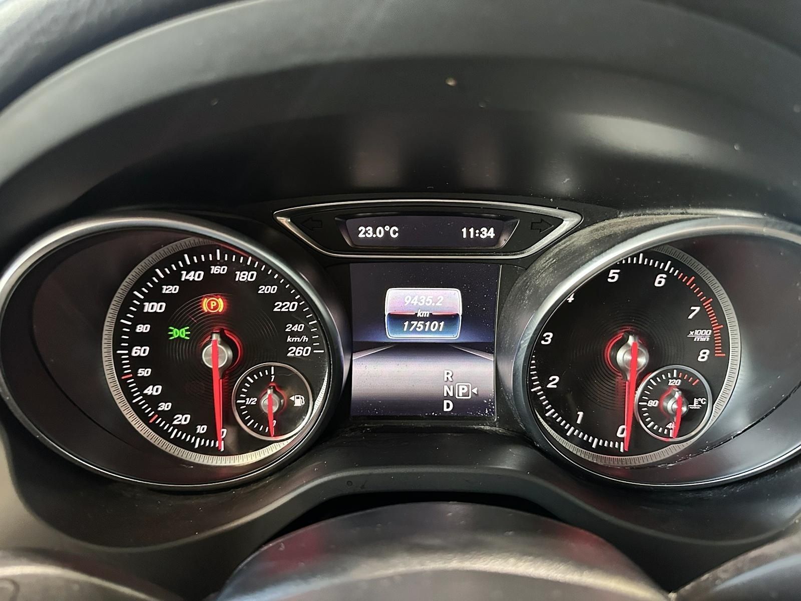Photo 2018 Mercedes-Benz GLA250 4MATIC SUV #6