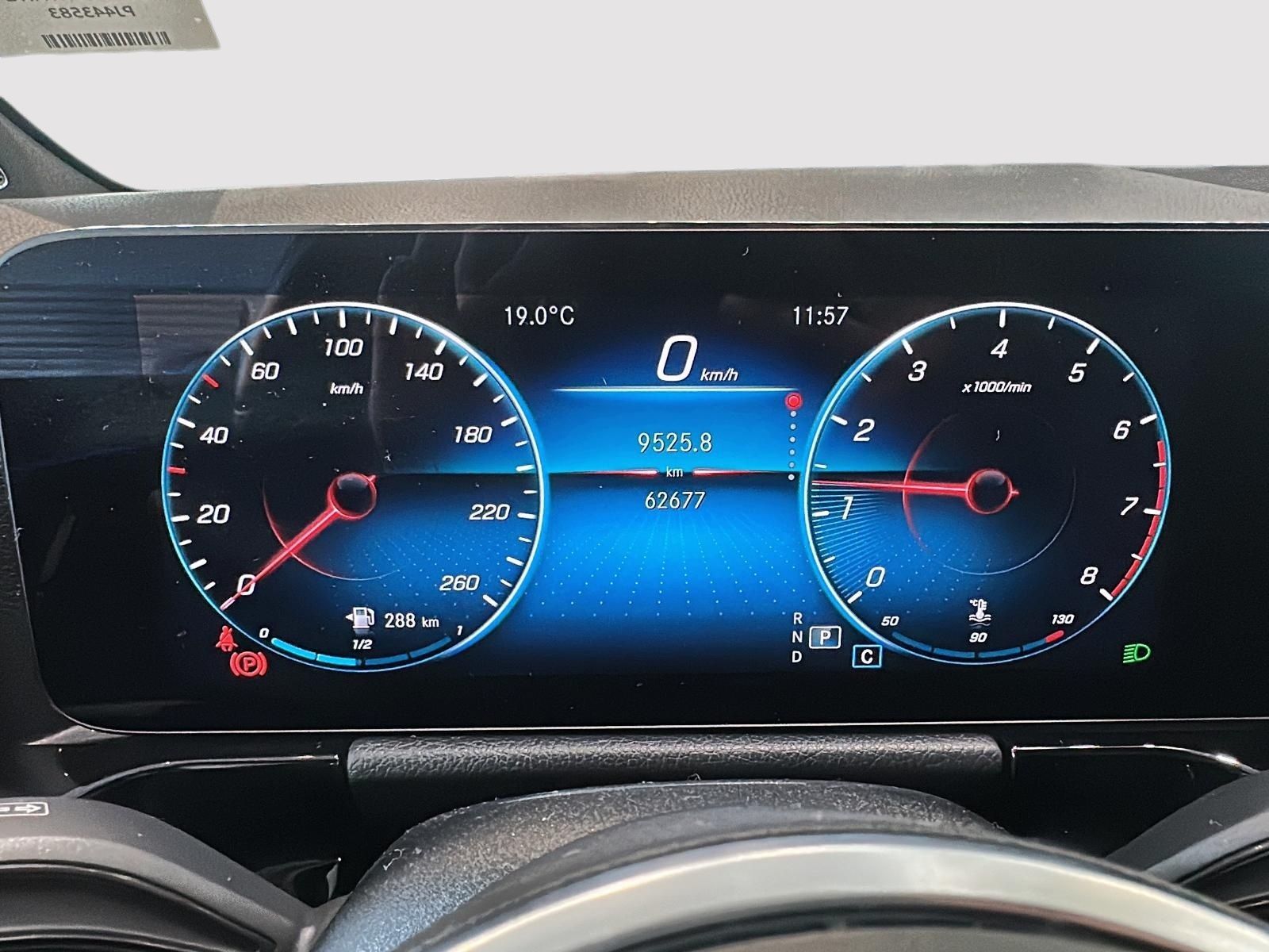 Photo 2023 Mercedes-Benz GLA250 4MATIC SUV #6