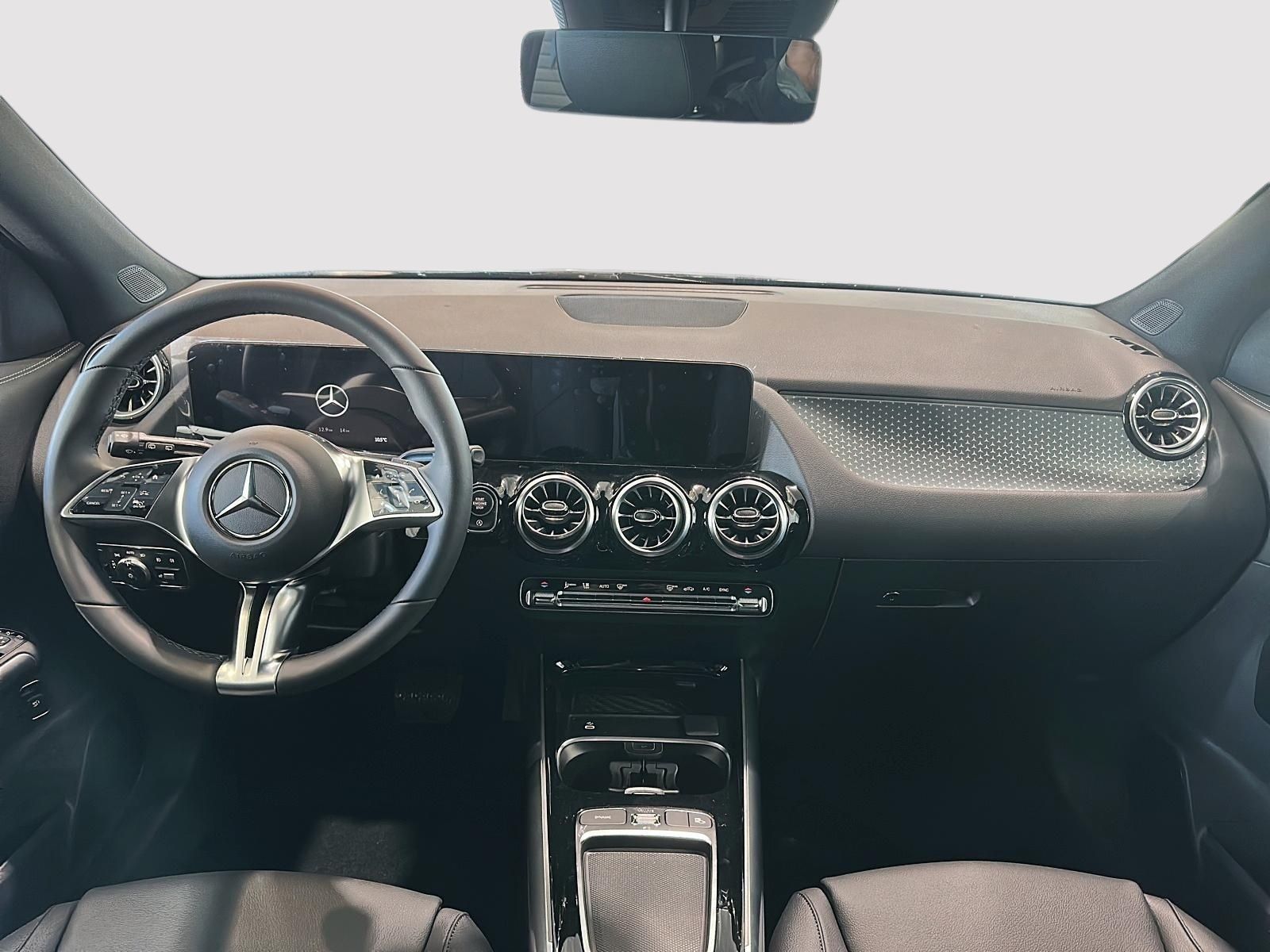 Photo 2026 Mercedes-Benz GLA 250 4MATIC SUV #5