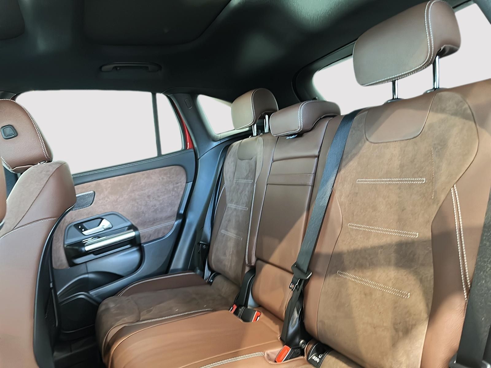 Photo 2026 Mercedes-Benz GLA 250 4MATIC SUV #4