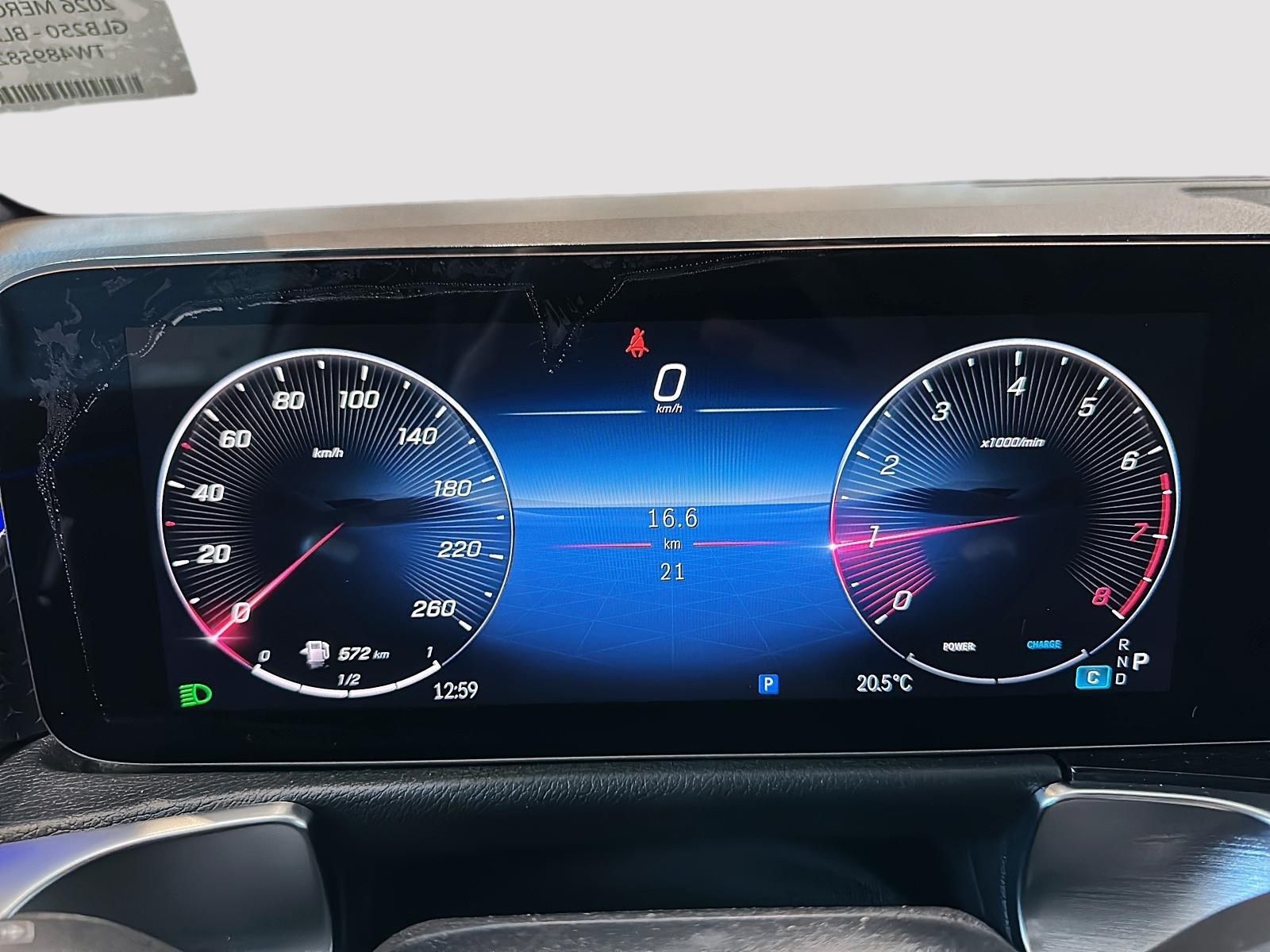 Photo 2026 Mercedes-Benz GLB 250 4MATIC SUV #6