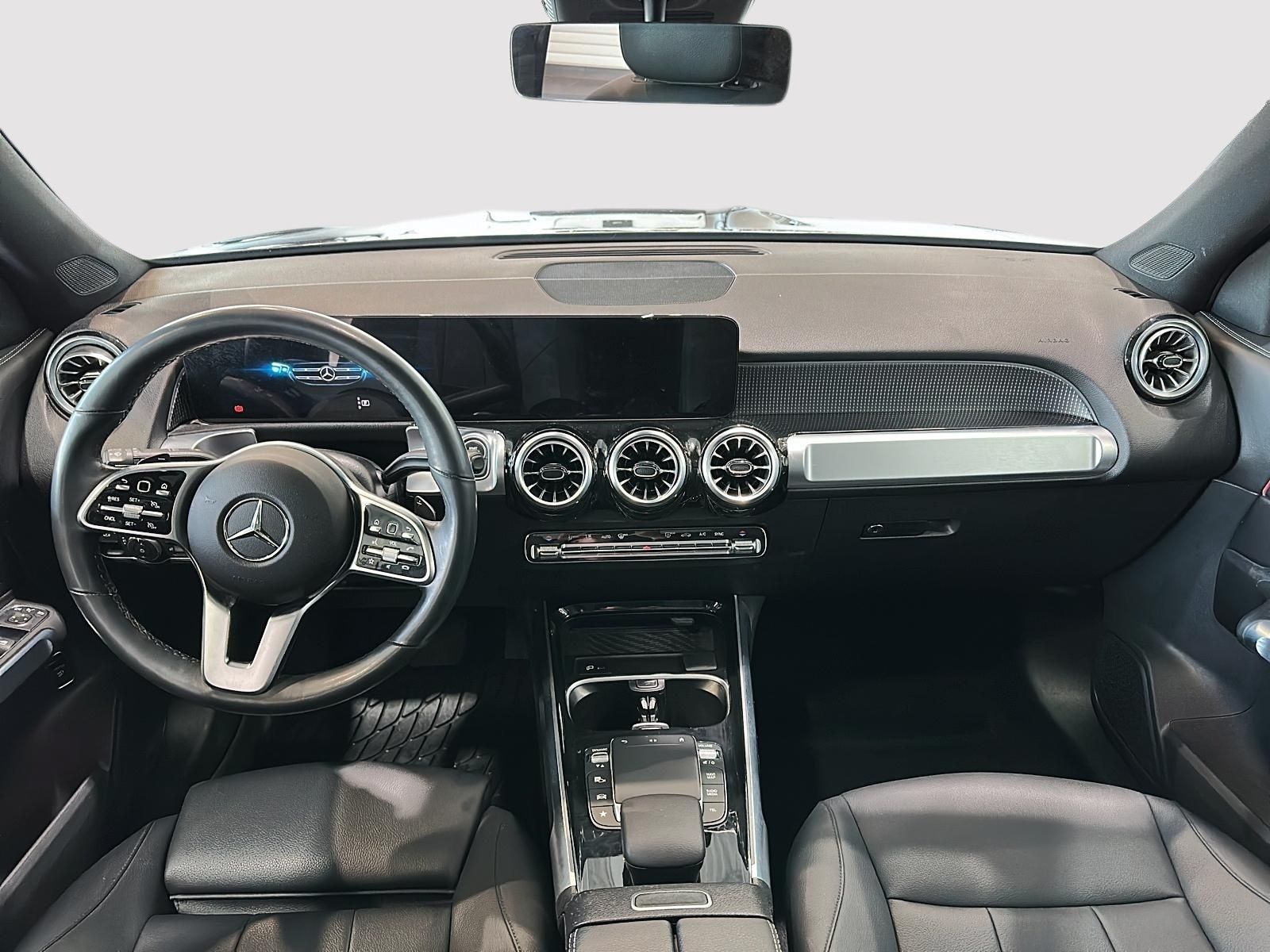 Photo 2022 Mercedes-Benz GLB250 4MATIC SUV #5