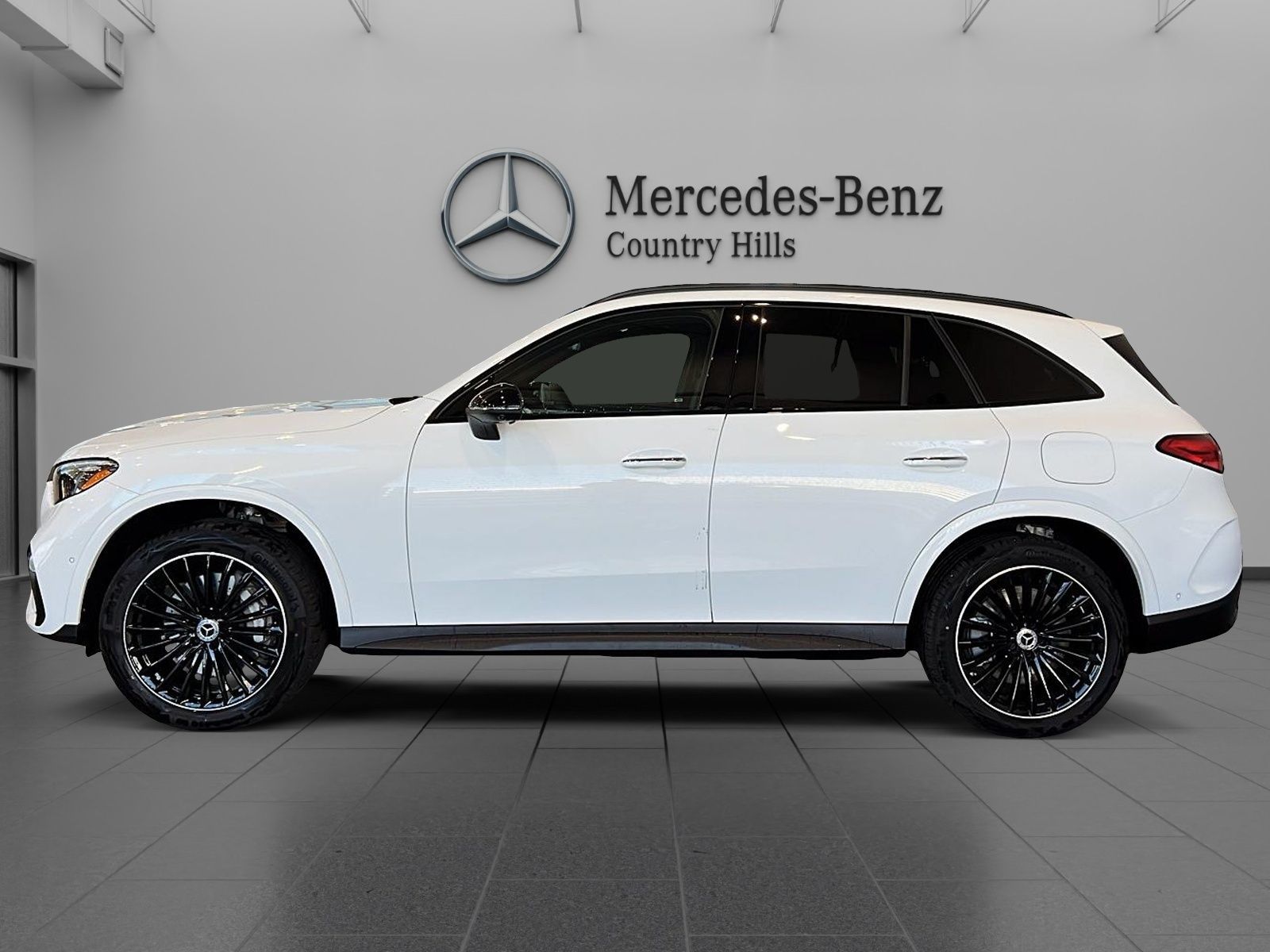 2026 Mercedes Benz GLC 350e 4MATIC photo 2