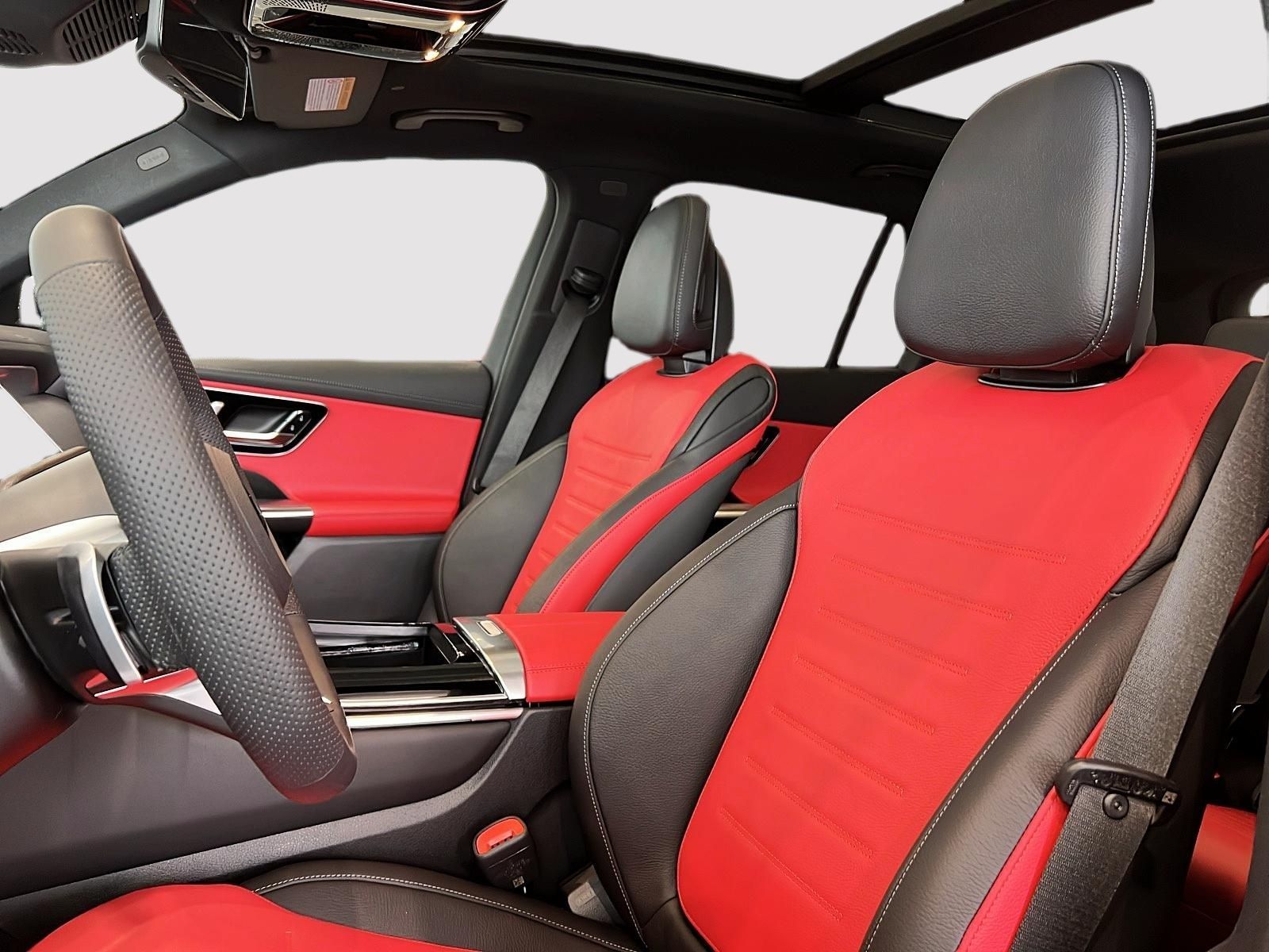 2025 Mercedes Benz GLC 300 4MATIC photo 3