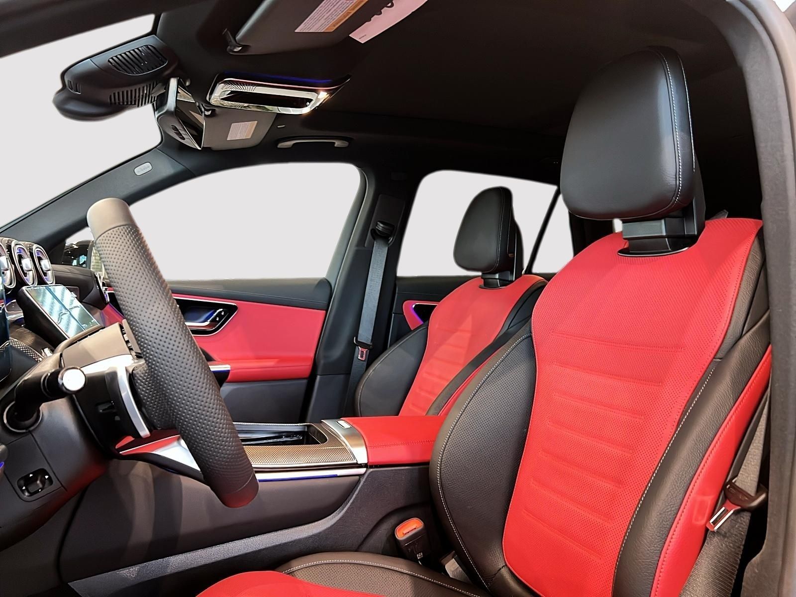 2026 Mercedes Benz GLC 300 4MATIC photo 3