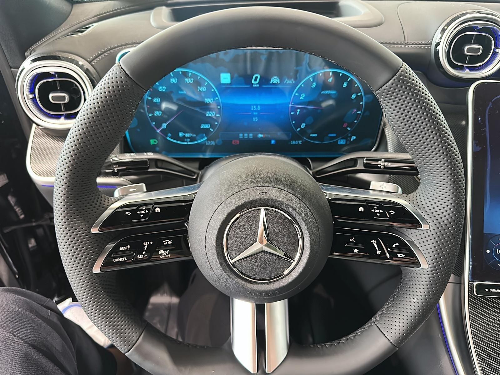 Photo 2026 Mercedes-Benz GLC 300 4MATIC Coupe #8