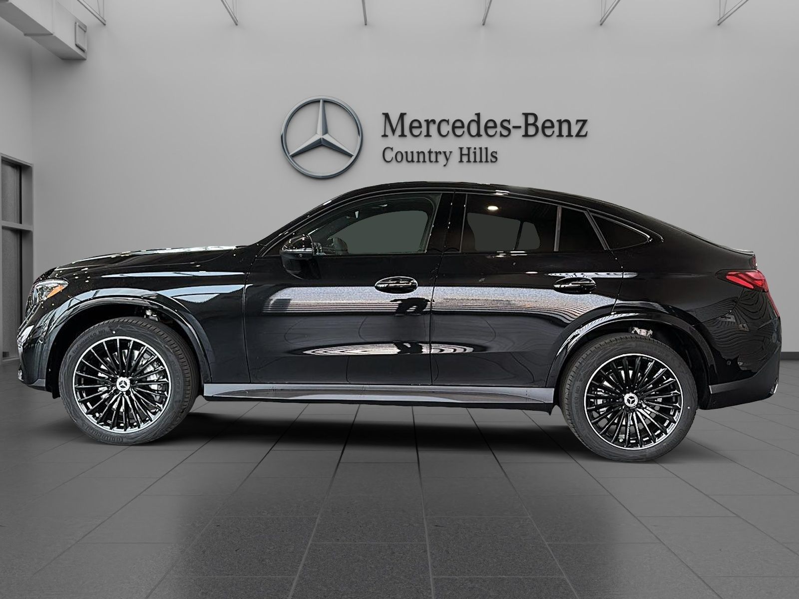 Photo 2027 Mercedes-Benz GLC 300 4MATIC Coupe #4