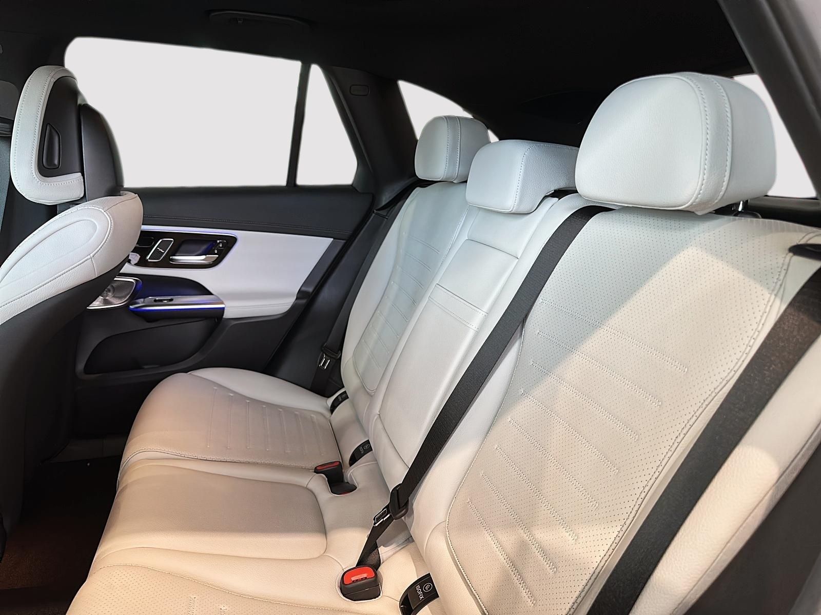Photo 2027 Mercedes-Benz GLC 300 4MATIC SUV #4