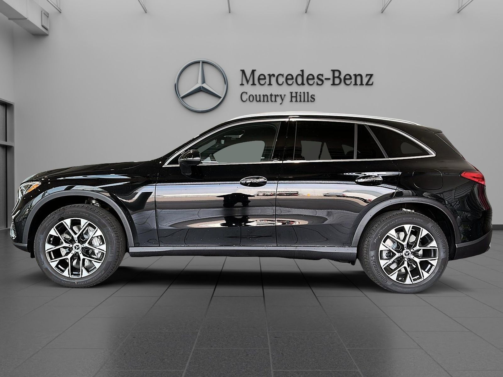 Photo 2027 Mercedes-Benz GLC 350e 4MATIC SUV #2