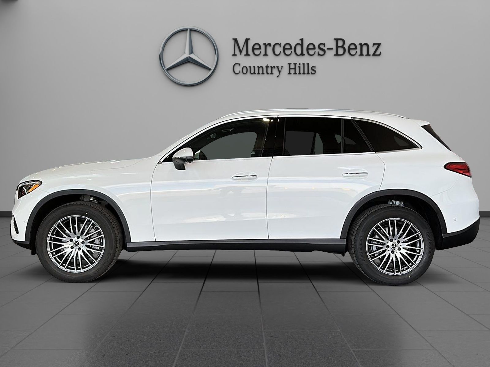 Photo 2027 Mercedes-Benz GLC 300 4MATIC SUV #2