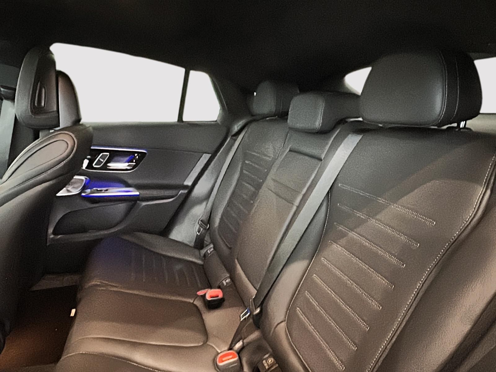 Photo 2027 Mercedes-Benz GLC 300 4MATIC Coupe #4