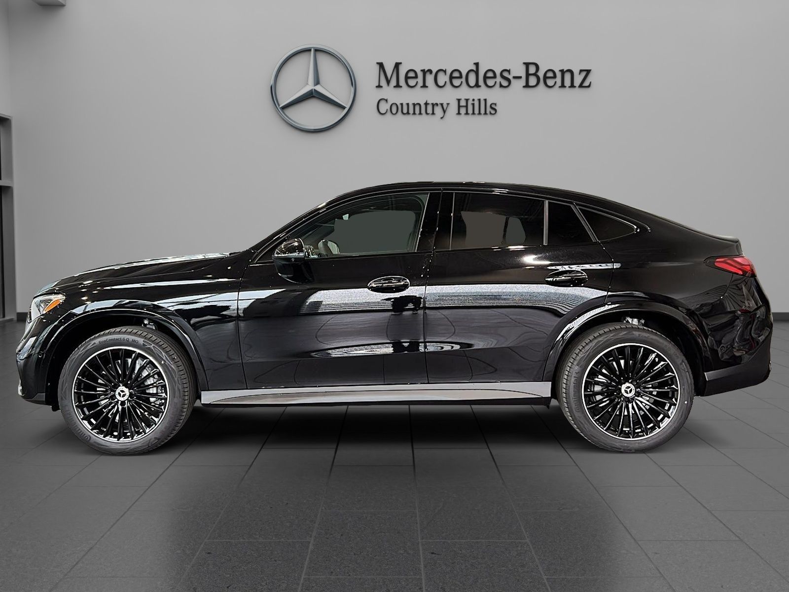 Photo 2027 Mercedes-Benz GLC 300 4MATIC Coupe #2