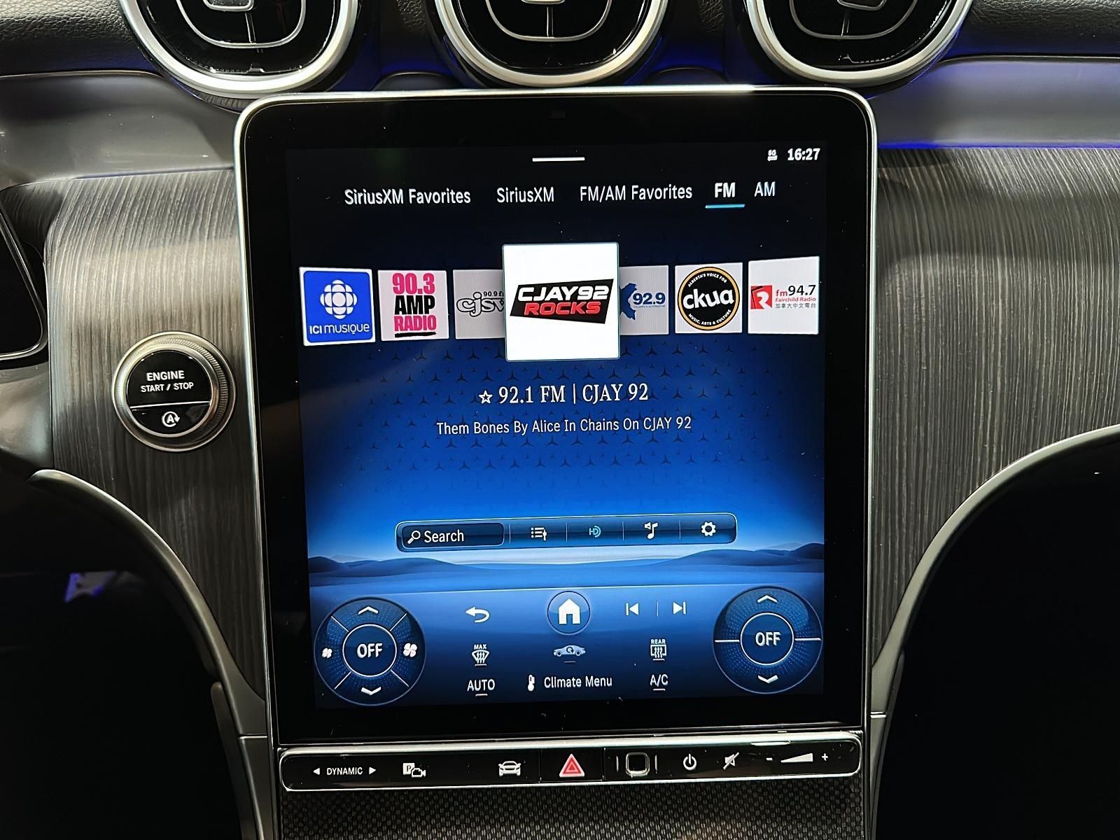 Photo 2027 Mercedes-Benz GLC 300 4MATIC SUV #7