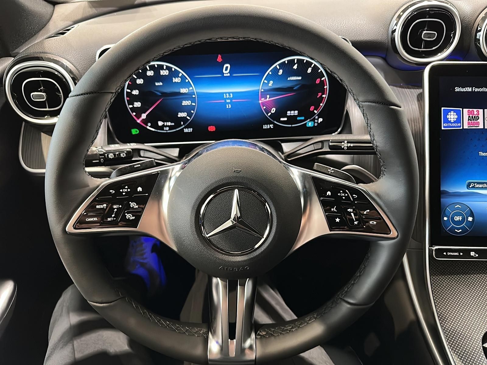 Photo 2027 Mercedes-Benz GLC 300 4MATIC SUV #8