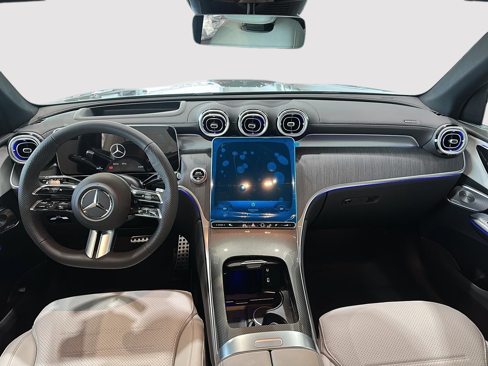 Photo 2027 Mercedes-Benz GLC 300 4MATIC SUV #5