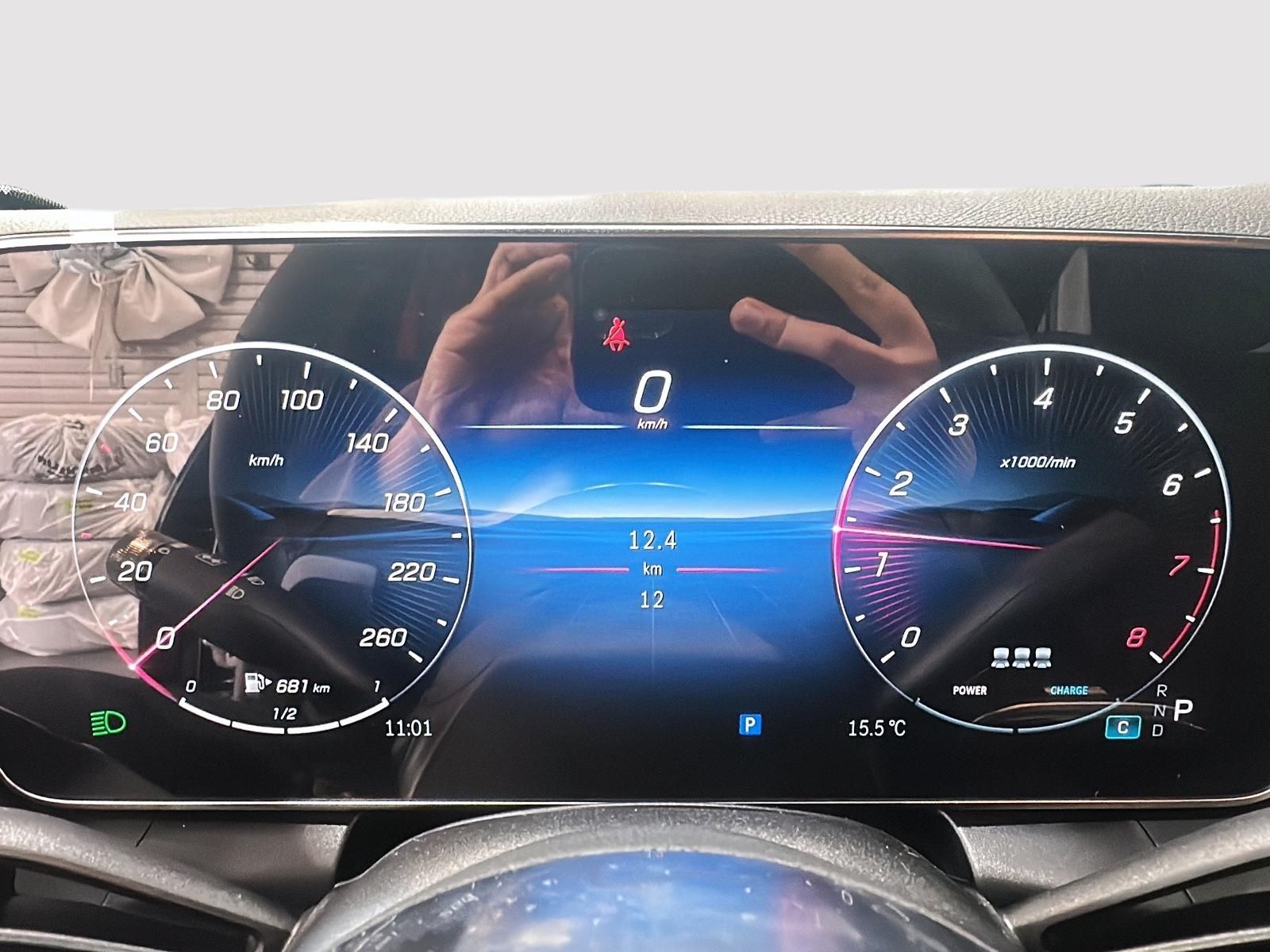 Photo 2027 Mercedes-Benz GLC 300 4MATIC SUV #6