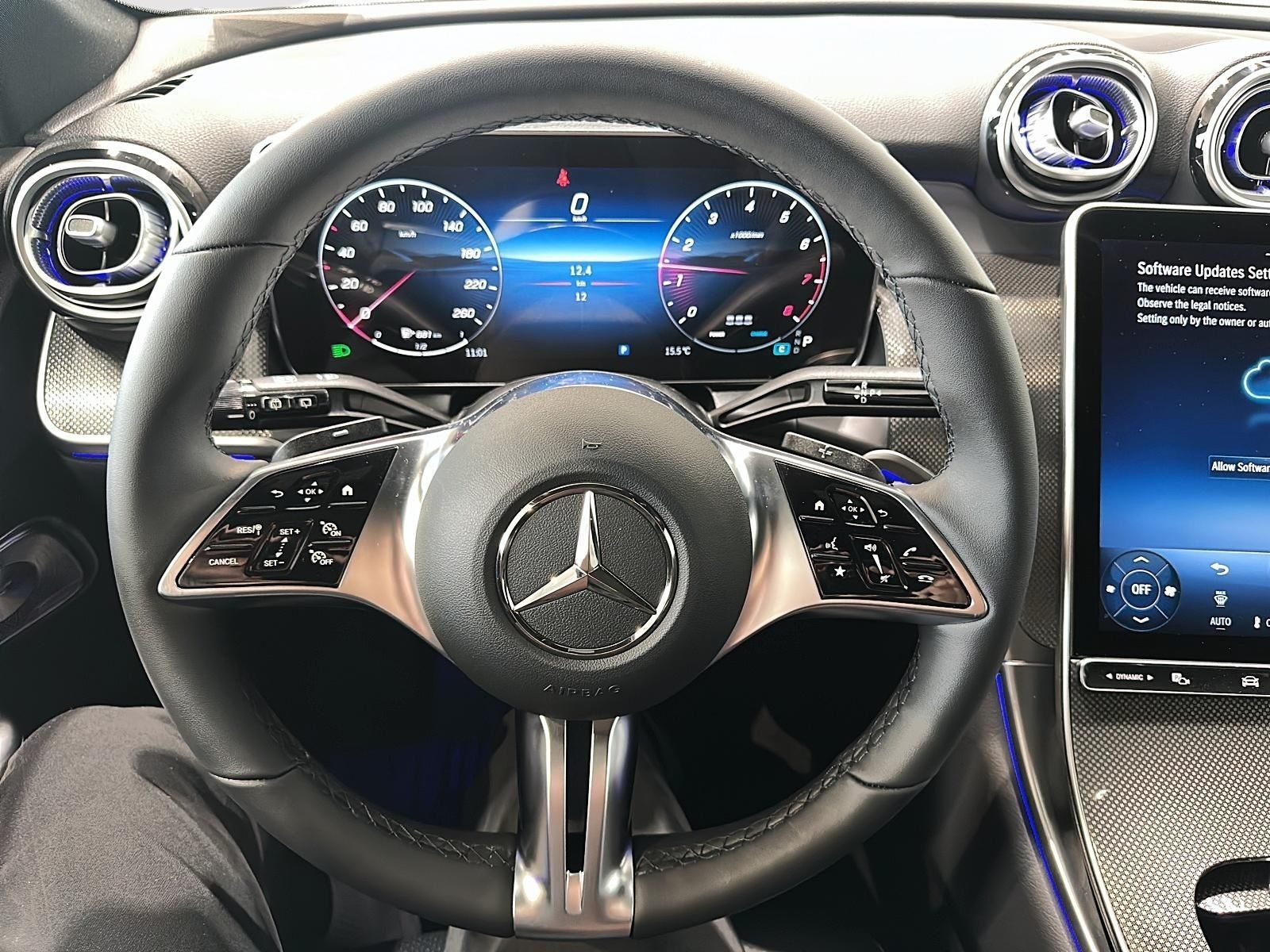 Photo 2027 Mercedes-Benz GLC 300 4MATIC SUV #8
