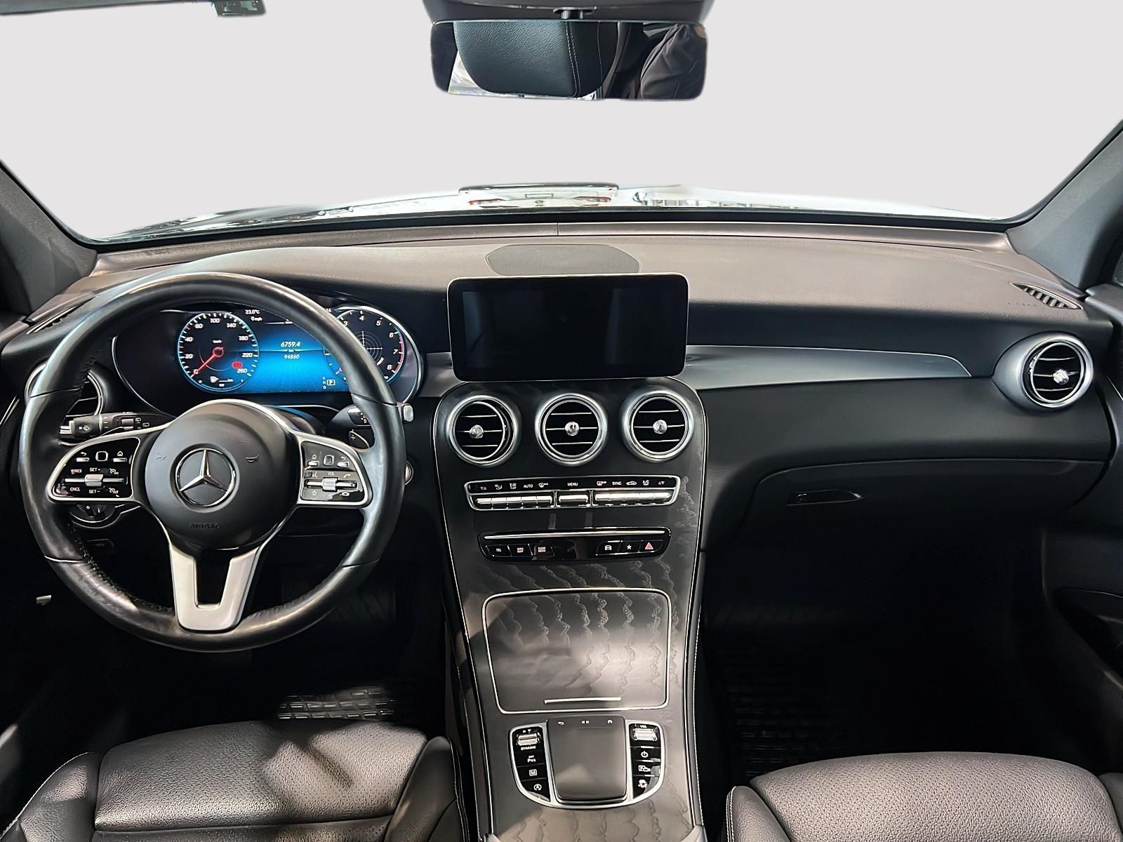Photo 2021 Mercedes-Benz GLC300 4MATIC SUV #5