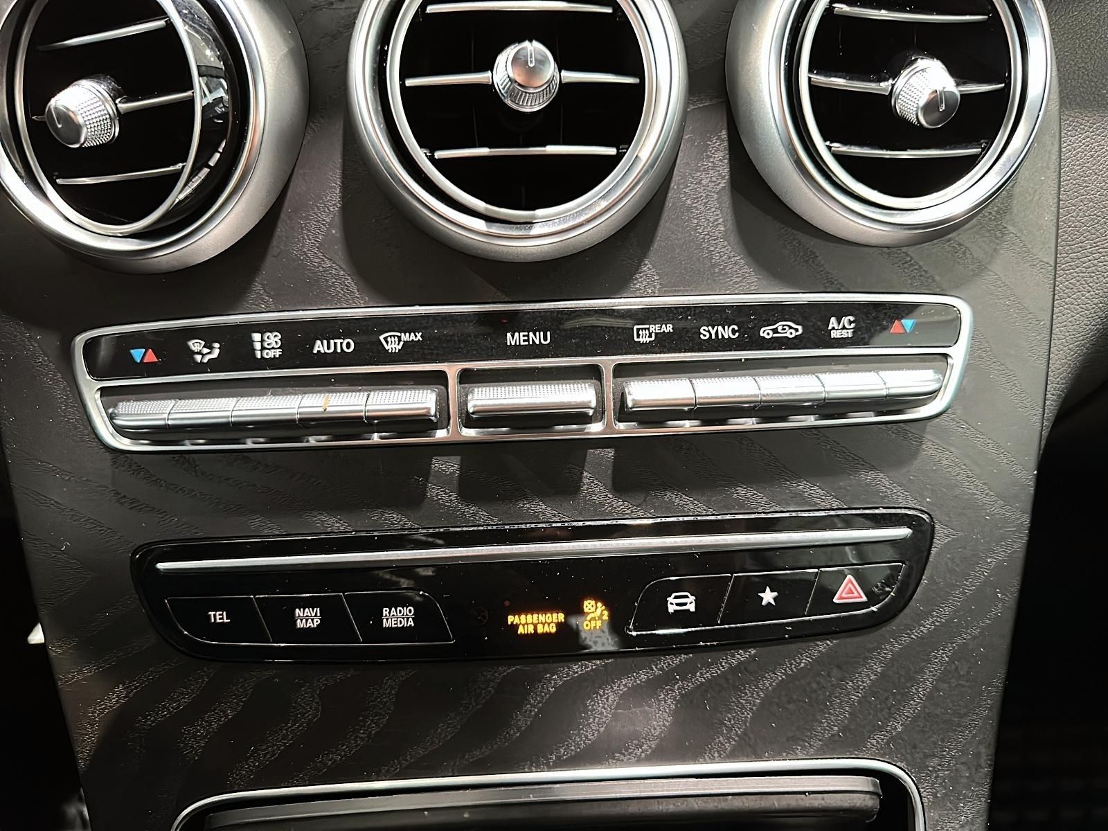 Photo 2023 Mercedes-Benz GLC300 4MATIC Coupe #8