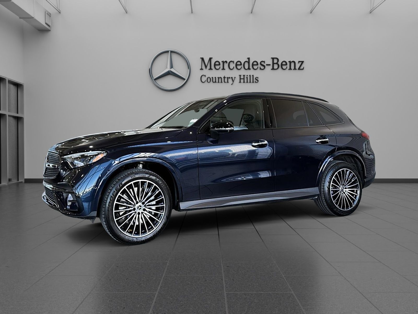 Photo 2023 Mercedes-Benz GLC300 4MATIC SUV #1