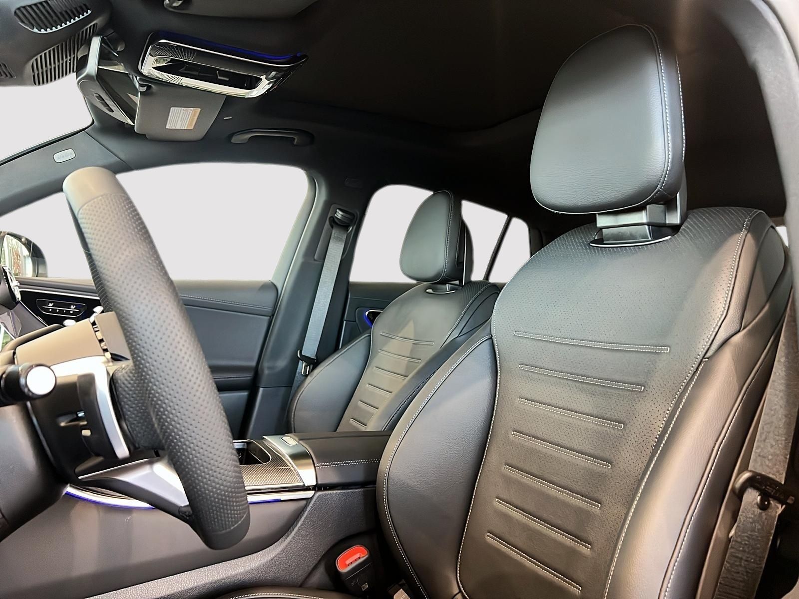 2026 Mercedes Benz GLC Coupe 300 4MATIC photo 3