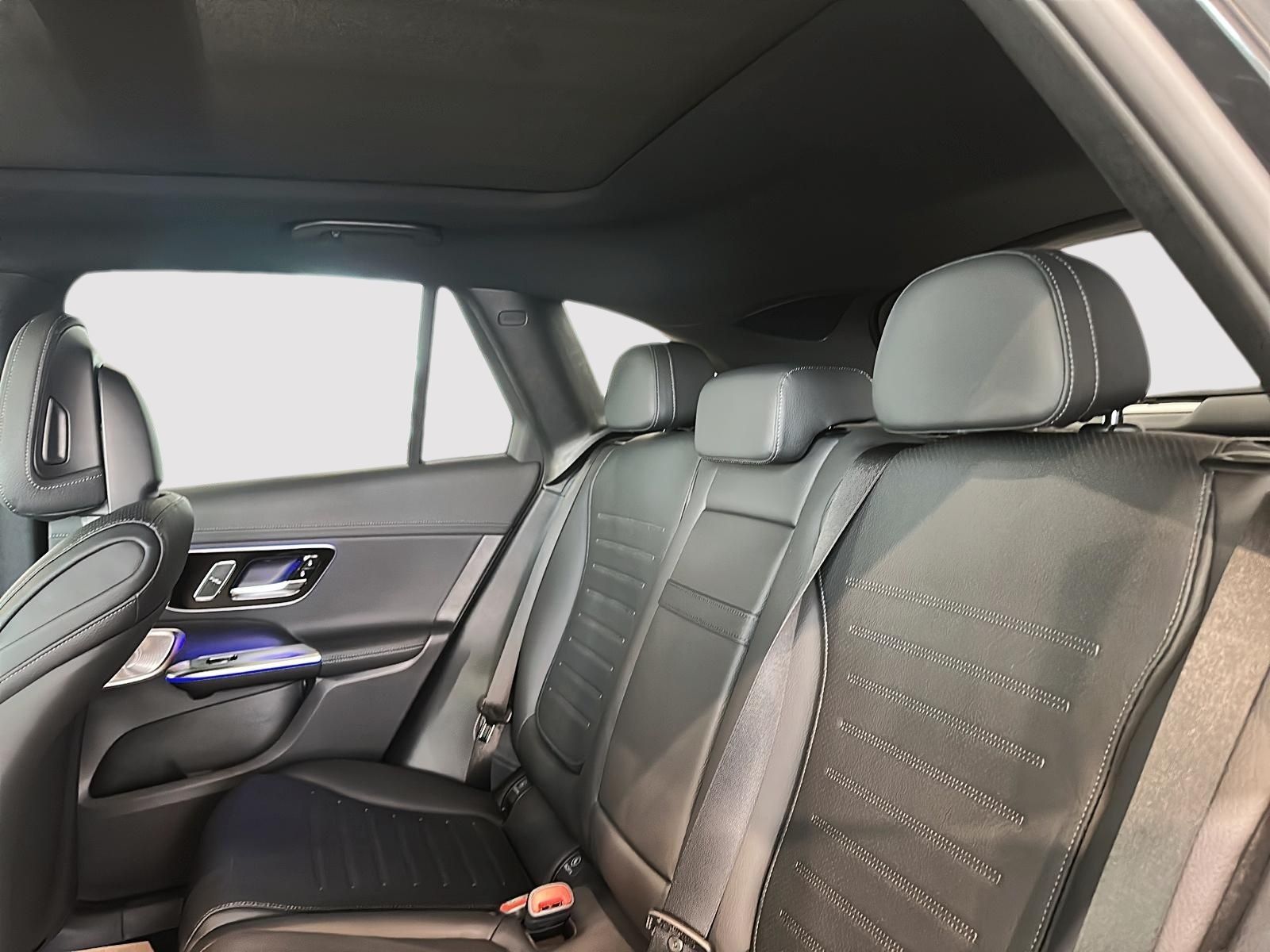 Photo 2027 Mercedes-Benz GLC 300 4MATIC SUV #4